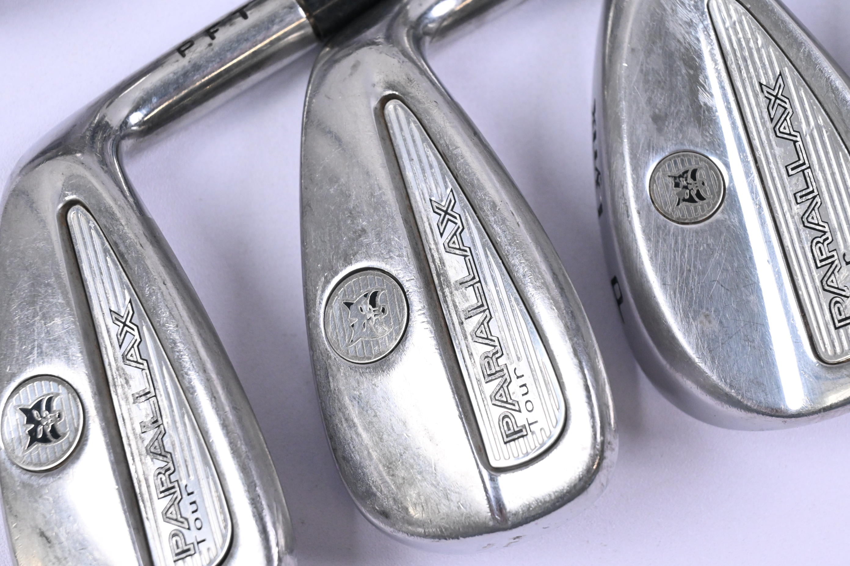 Lynx Parallax Tour Irons / 4-PW+SW / Regular Flex Black Gold Shafts