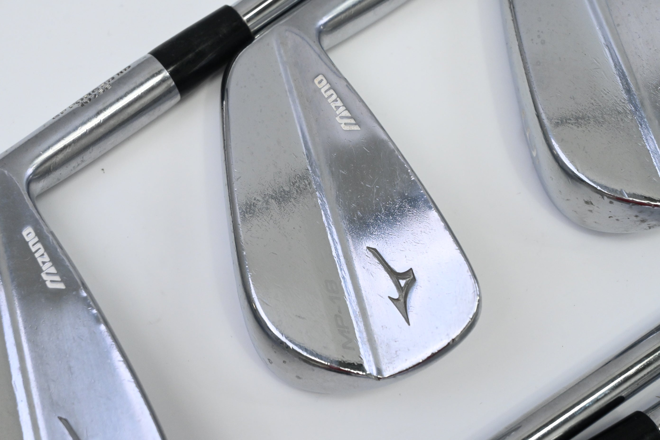 Mizuno MP-18 MB Irons / 4-PW / Stiff Flex Dynamic Gold S300 Shafts