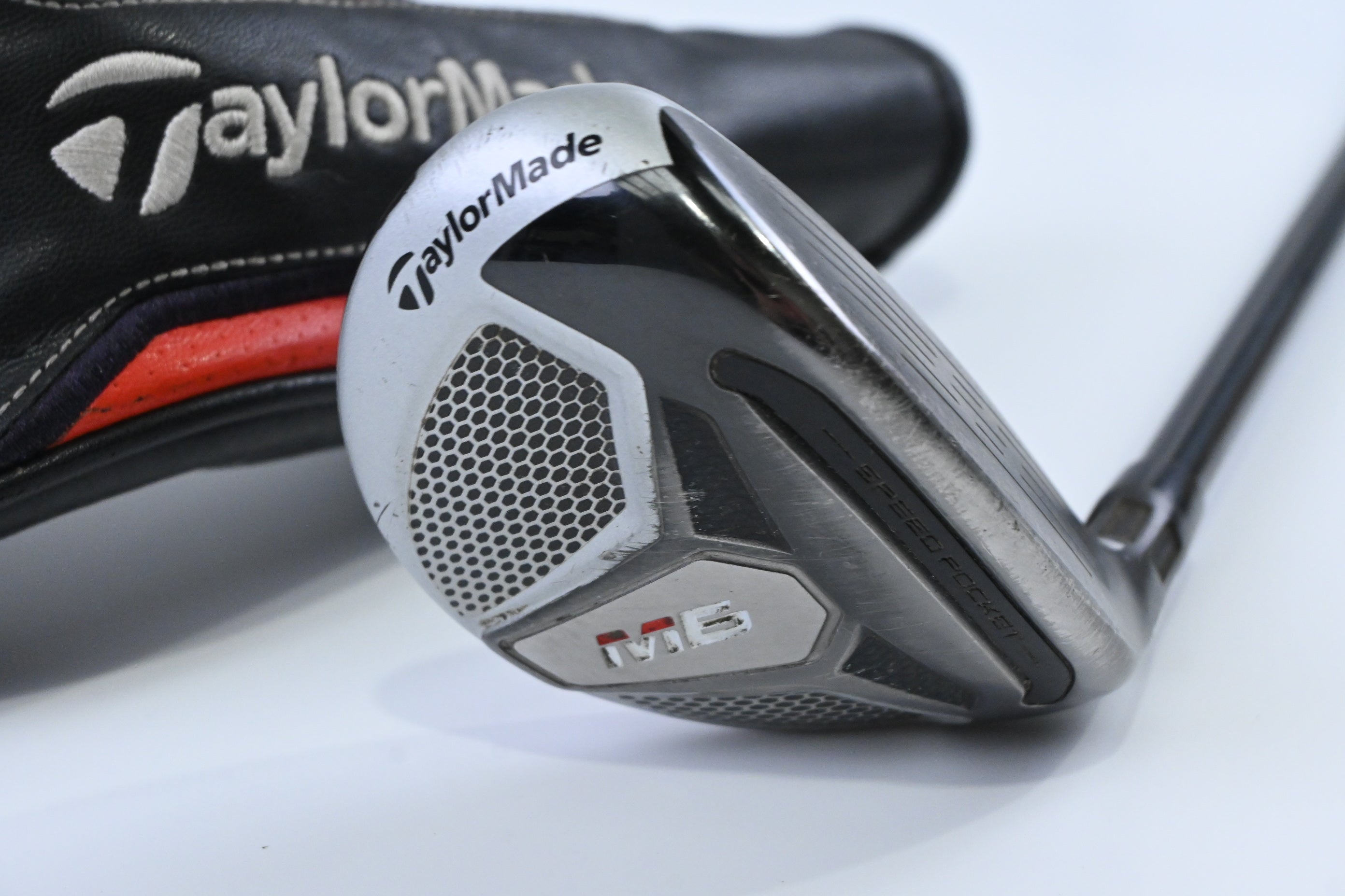 Taylormade M6 #4 Hybrid / 22 Degree / Stiff Flex Fujikura Atmos Orange 7 Shaft