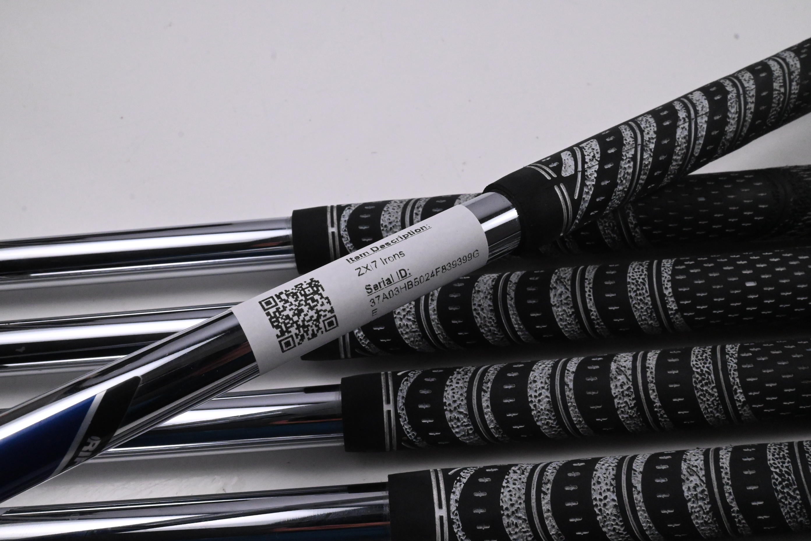 Srixon ZXi7 Irons / 4-PW / Stiff Flex Project X Rifle Shafts