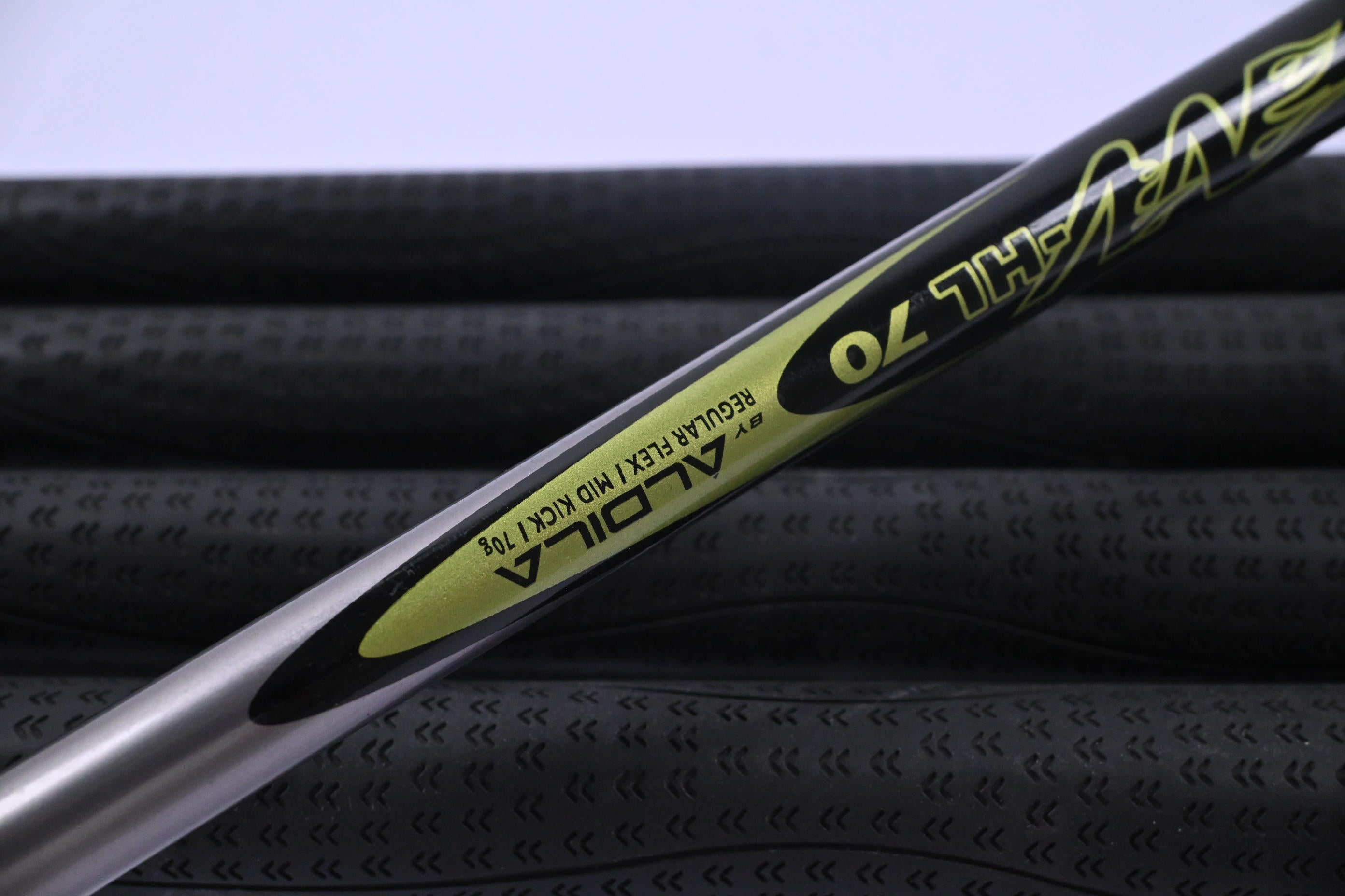 Cobra 3100 I/H Irons / 7-PW+SW / Regular Flex Cobra NV-HL 70 Shafts