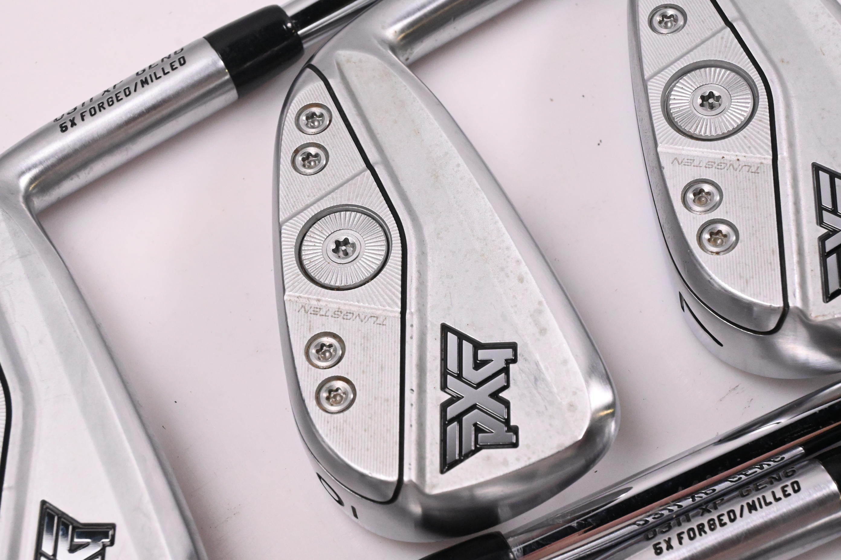 PXG 0311 XP Gen6 Irons / 5-PW+GW / Regular Flex Elevate MPH 95 Shafts