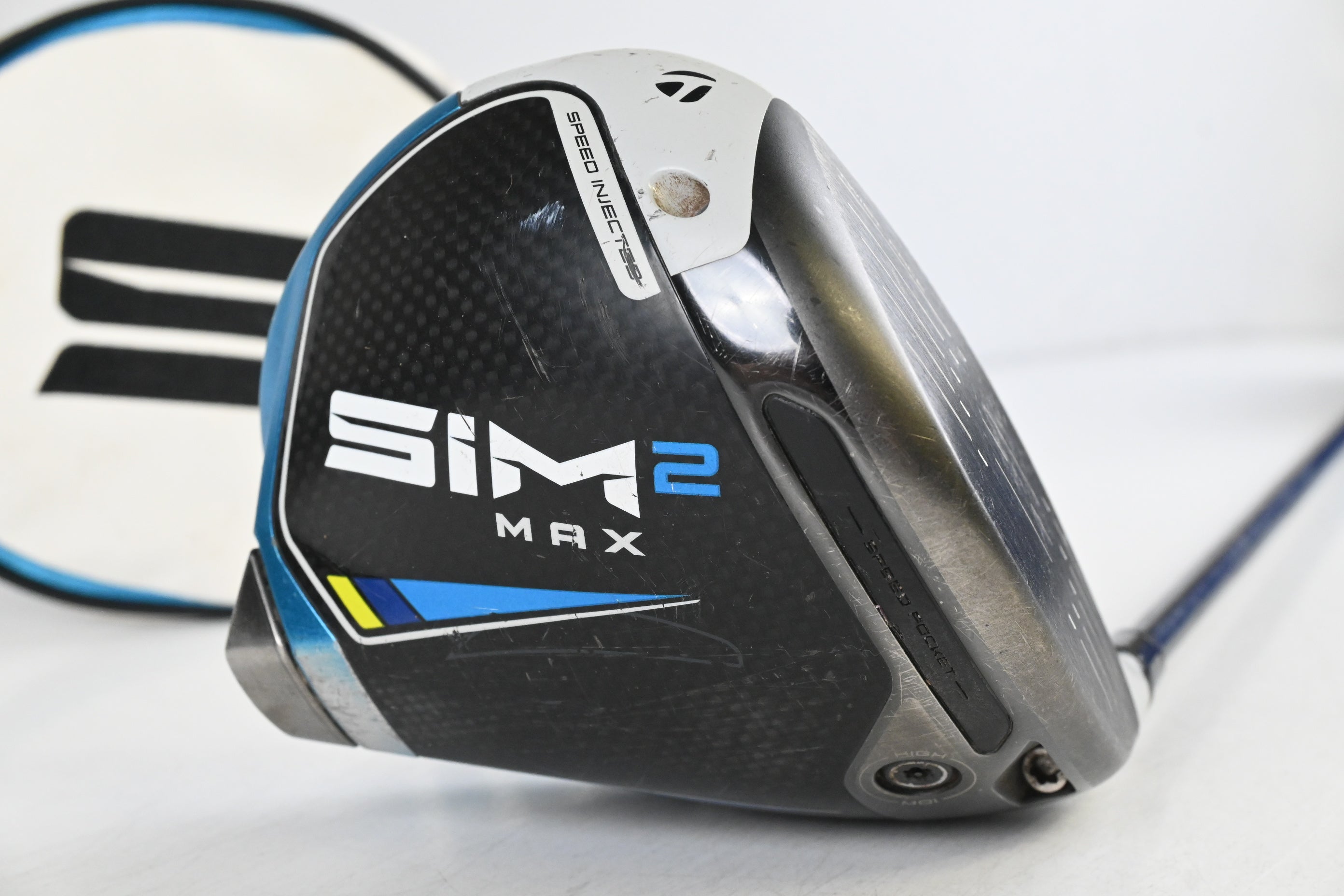 Taylormade SIM2 Max Driver / 10.5 Degree / Regular Flex Ventus Blue 5 Shaft