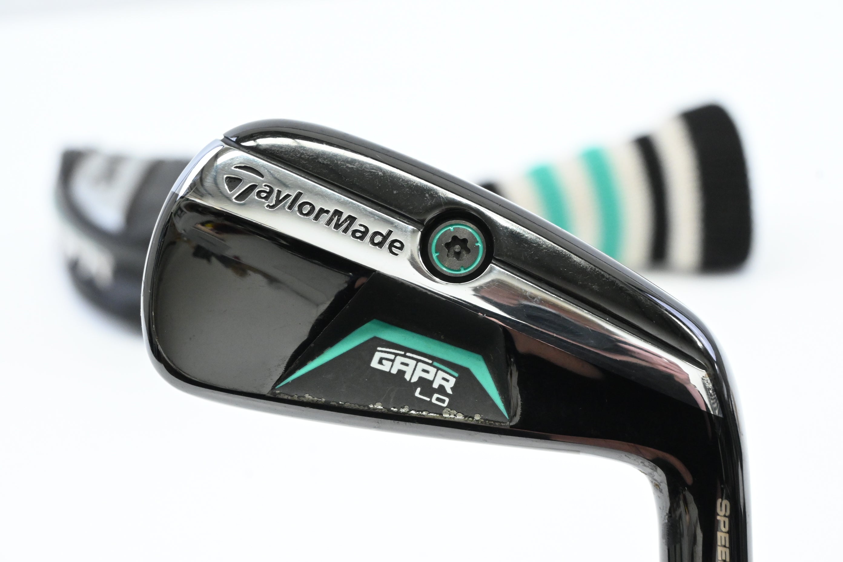 Taylormade GAPR Lo #4 Hybrid / 22 Degree / Senior Flex NS Pro 950GH Neo
