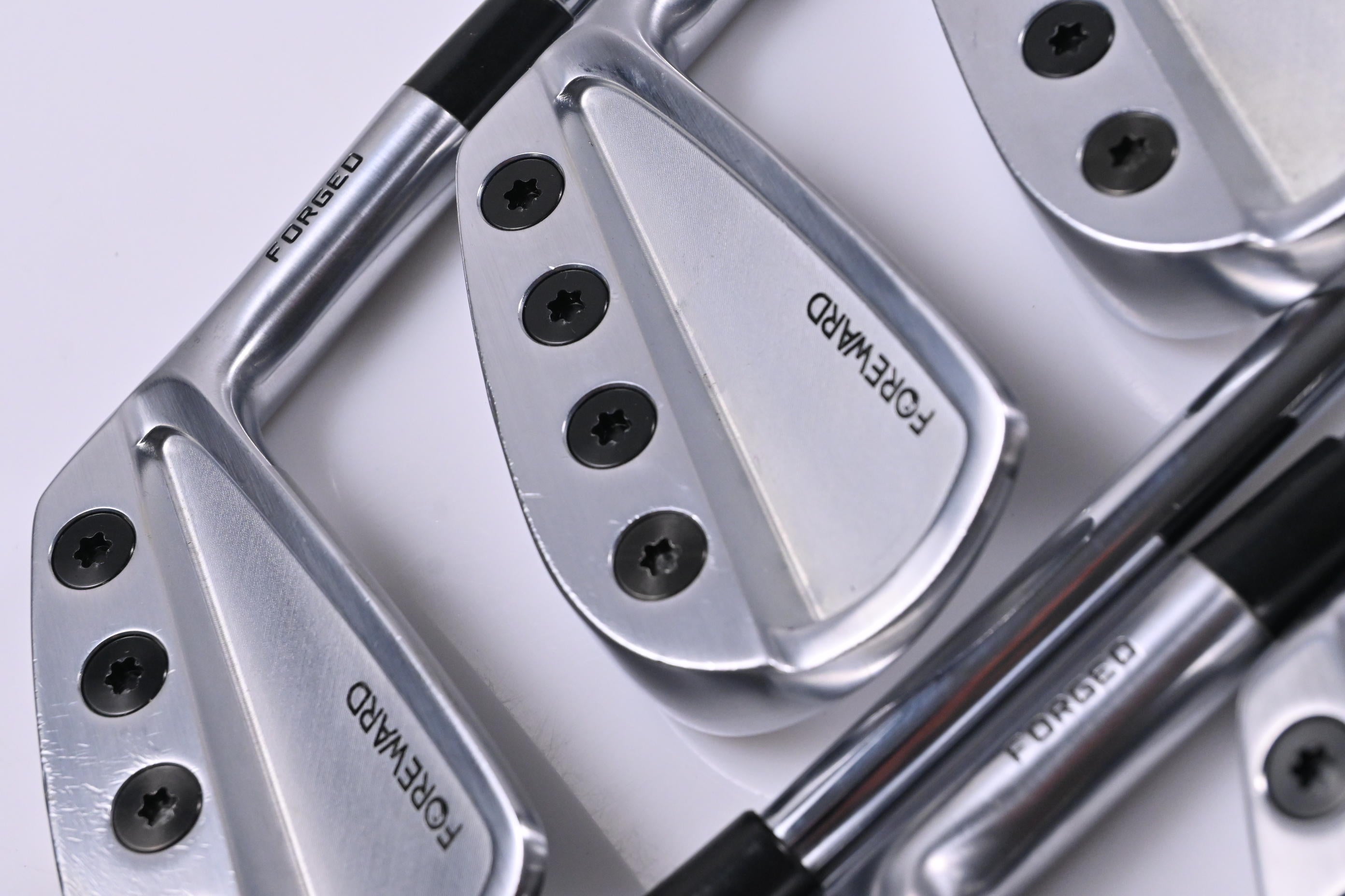 Foreward Forged Irons / 5-PW+GW / X-Flex N.S.PRO Modus³ Tour 120 Shafts