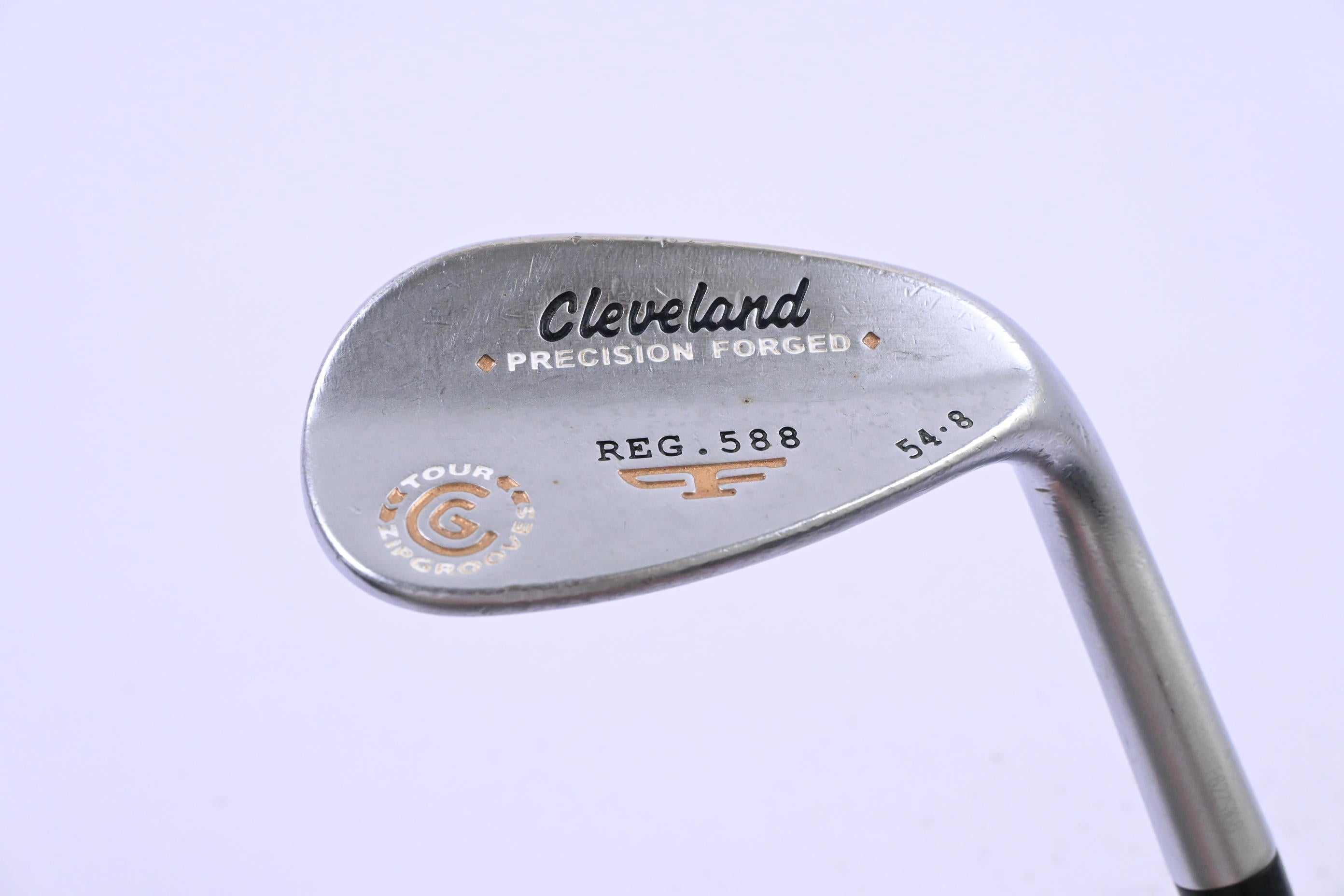 Cleveland 588 Precision Forged Sand Wedge / 54 Degree / Wedge Flex Tour Connect