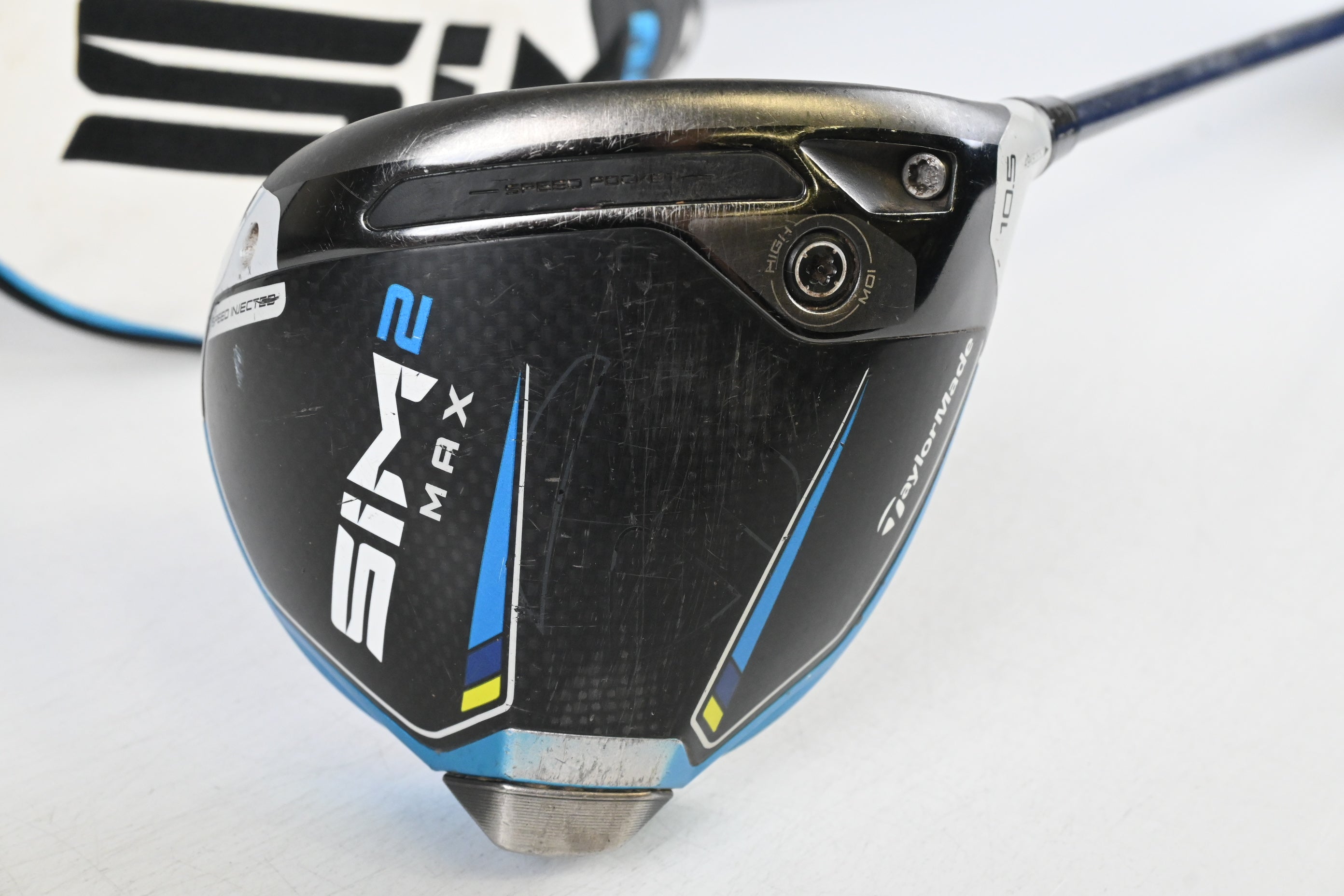 Taylormade SIM2 Max Driver / 10.5 Degree / Regular Flex Ventus Blue 5 Shaft