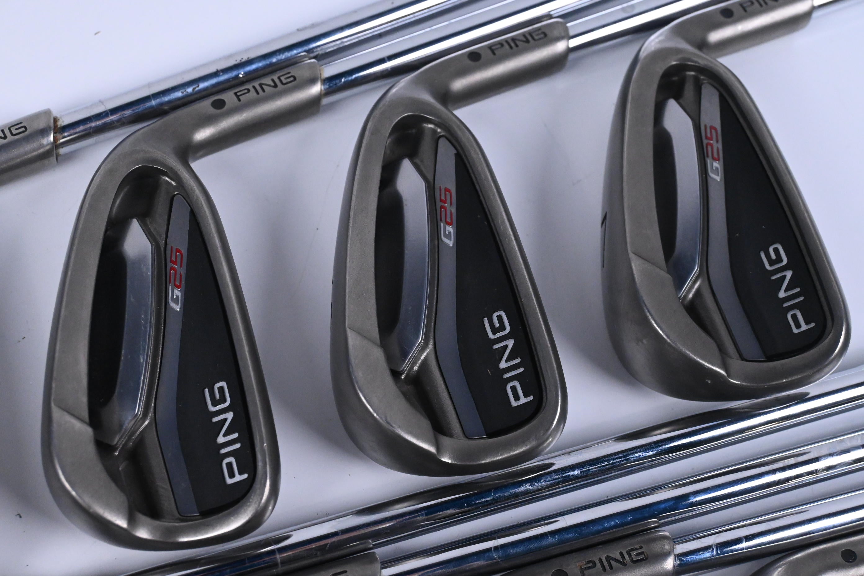 Ping G25 Irons / 4-PW+SW / Black Dot / Regular Flex Ping CFS Steel Shafts