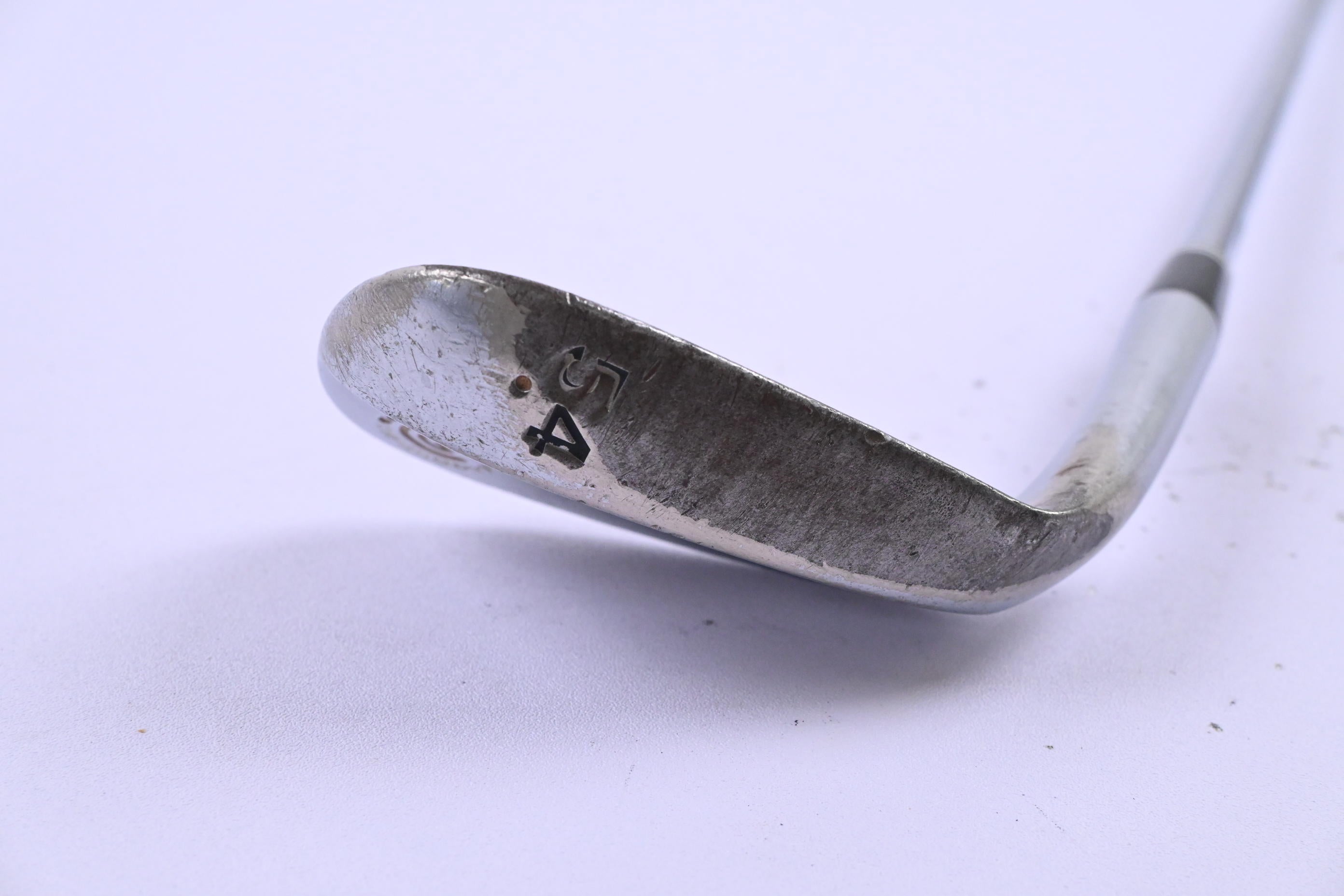 Cleveland 588 Precision Forged Sand Wedge / 54 Degree / Wedge Flex Tour Connect