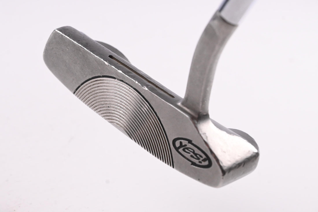 Yes! C-Groove Bella Putter / 34 Inch