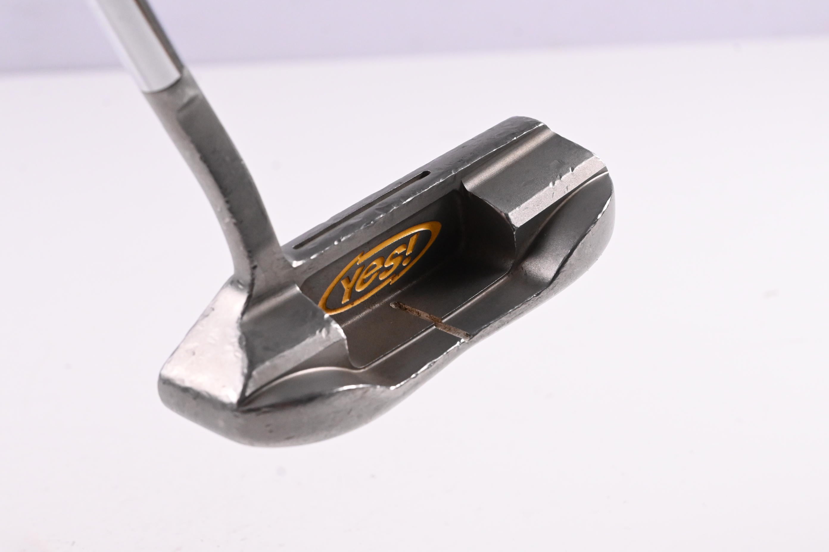 Yes! C-Groove Bella Putter / 34 Inch