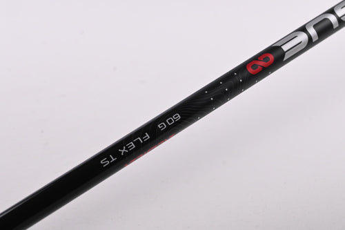 Callaway Elyte Driver / 10.5 Degree / Tour Stiff Flex Aldila Rogue Infinity 60