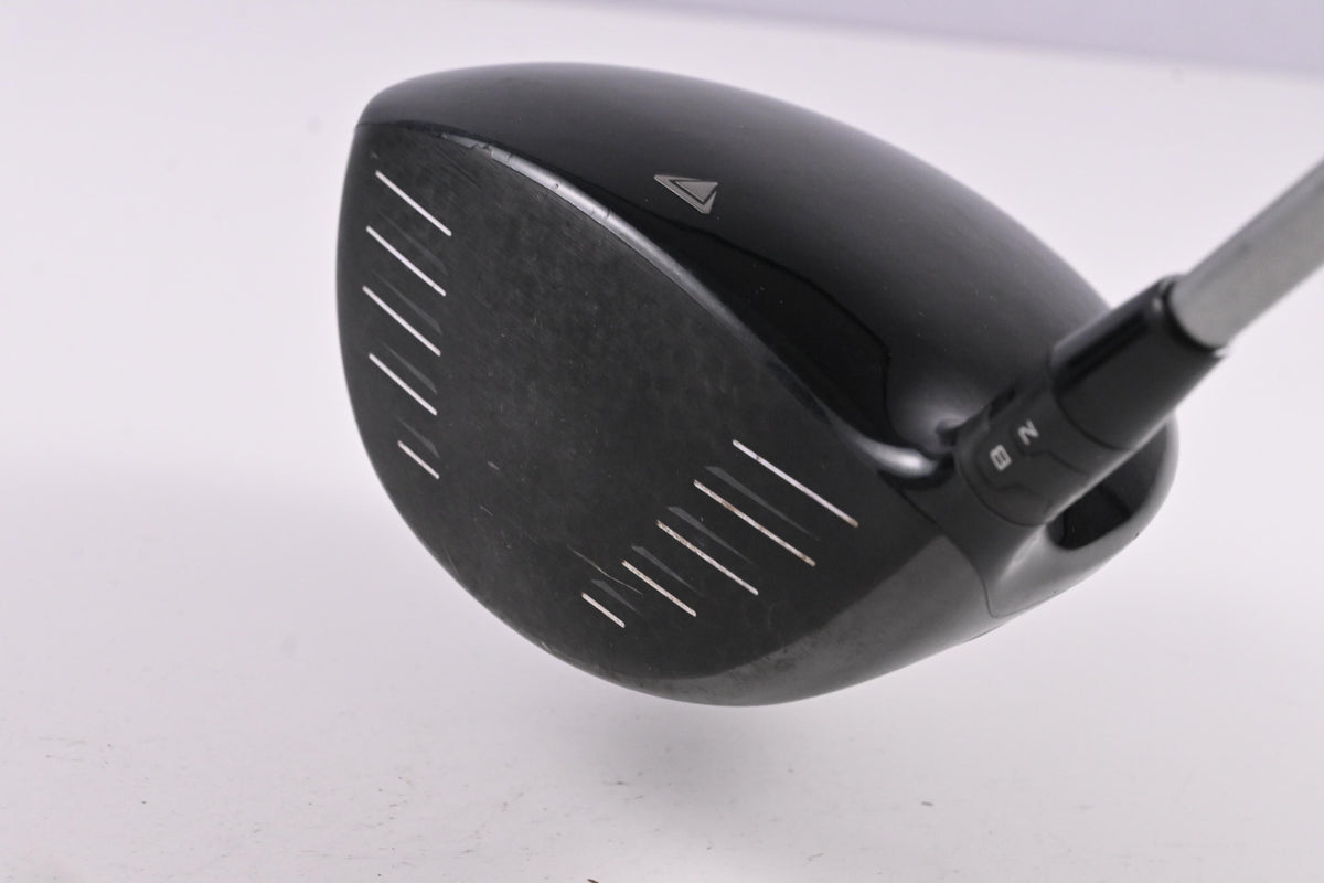 Titleist 915 D2 Driver / 9.5 Degree / Stiff Flex Diamana S+ Blue 60 Shaft