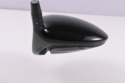 Titleist 915 D2 Driver / 9.5 Degree / Stiff Flex Diamana S+ Blue 60 Shaft