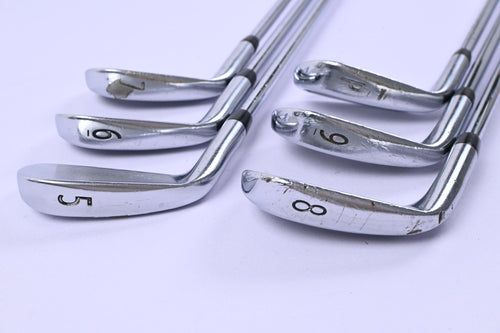Titleist 718 CB Irons / 5-PW / Stiff Flex AMT Tour White S300 Shafts