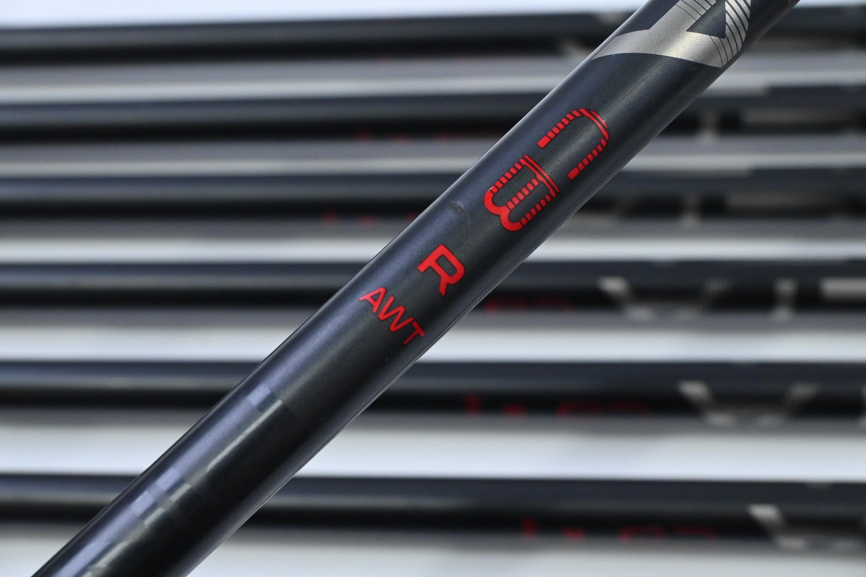 Ping G710 Irons / 5-PW+UW+SW / Black Dot / Regular Flex Ping Alta CB Red AWT