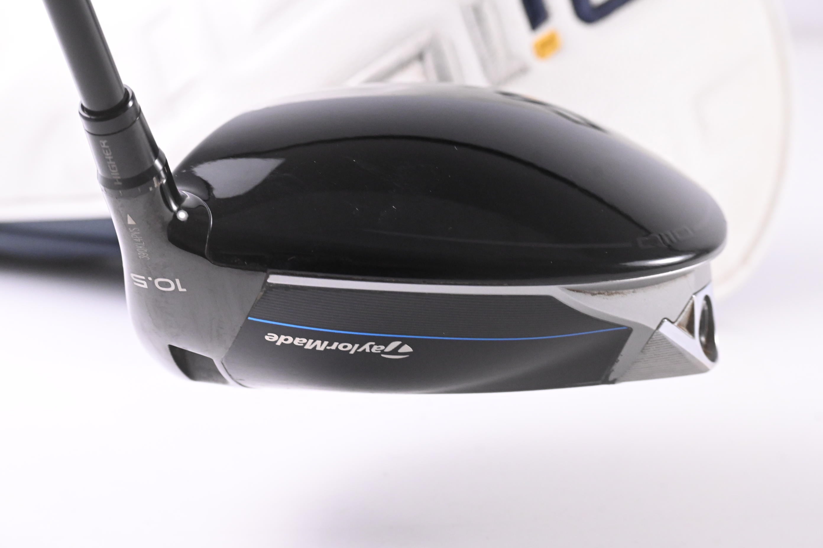 Taylormade Qi10 LS Driver / 10.5 Degree / X-Flex Kai'li White 70 Shaft