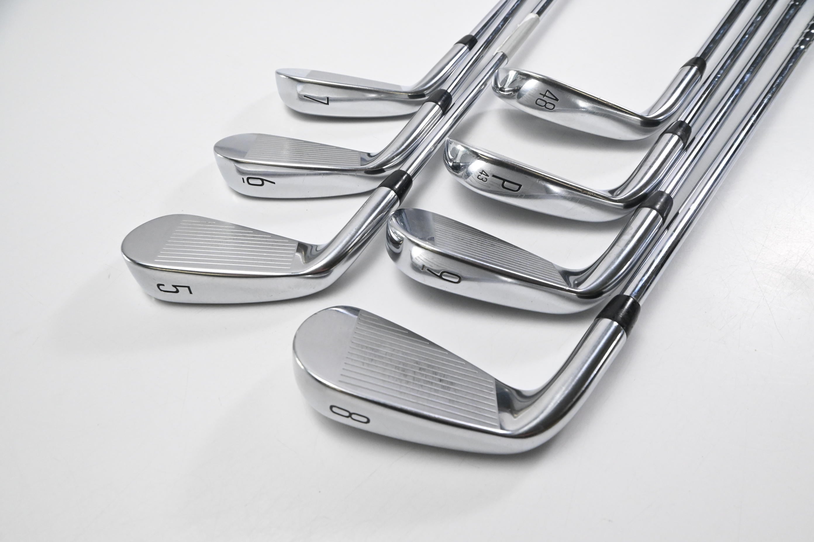Titleist T350 Irons / 5-PW+GW / Regular Flex AMT Red R300 Shafts