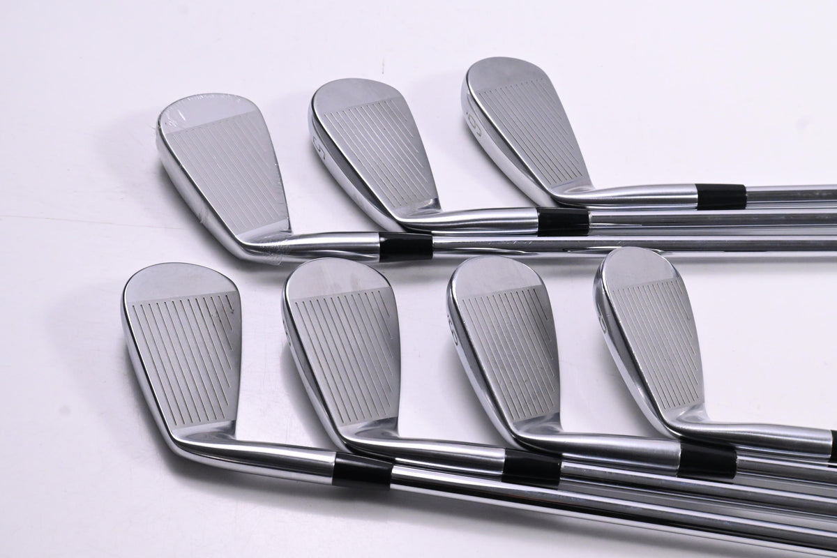 Mizuno M-13 Irons / 4-PW / Stiff Flex NS Pro Modus 3 Tour 105 Shafts