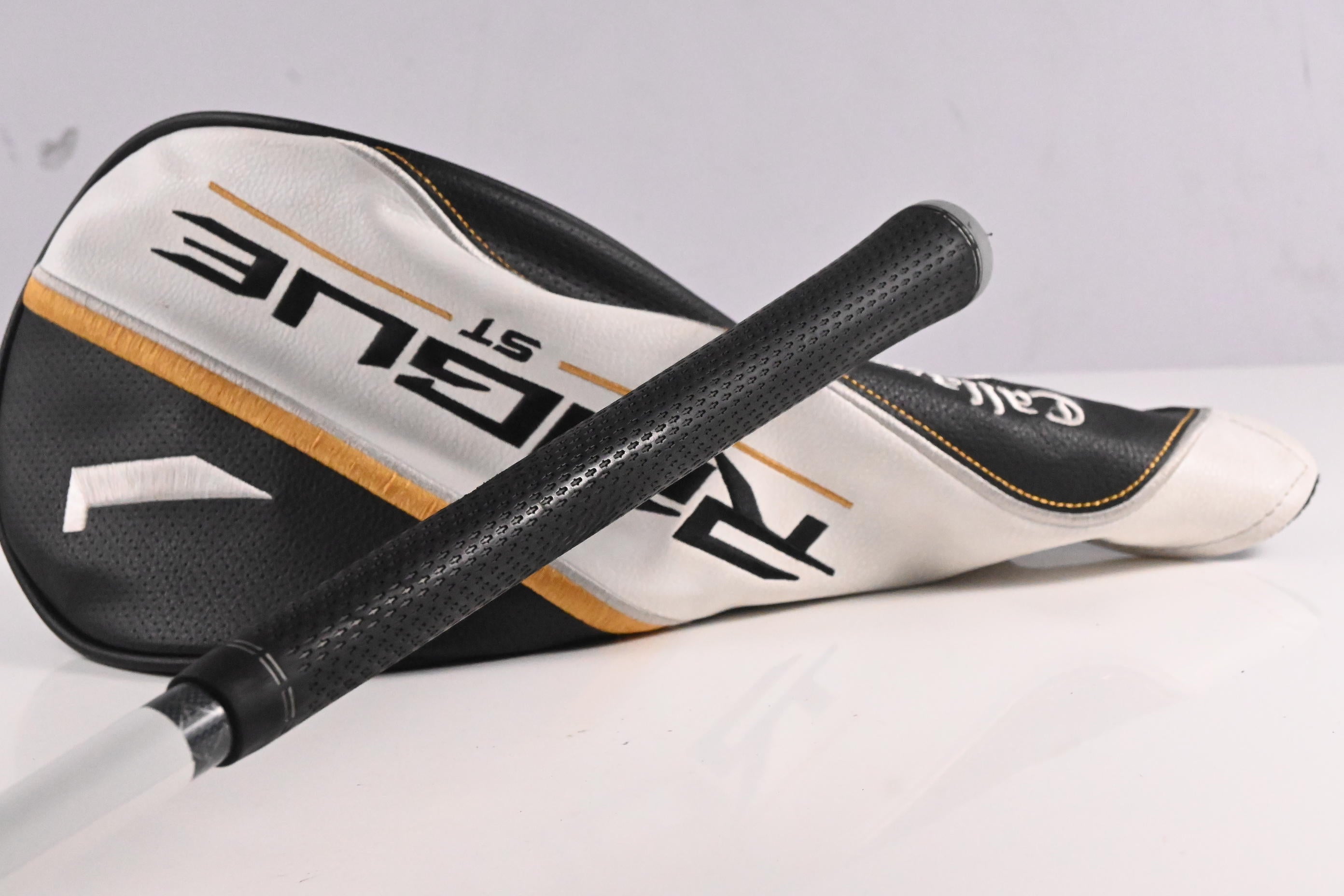 Callaway Rogue ST MAX Driver / 9 Degree / Stiff Flex Tensei AV White 65 Shaft