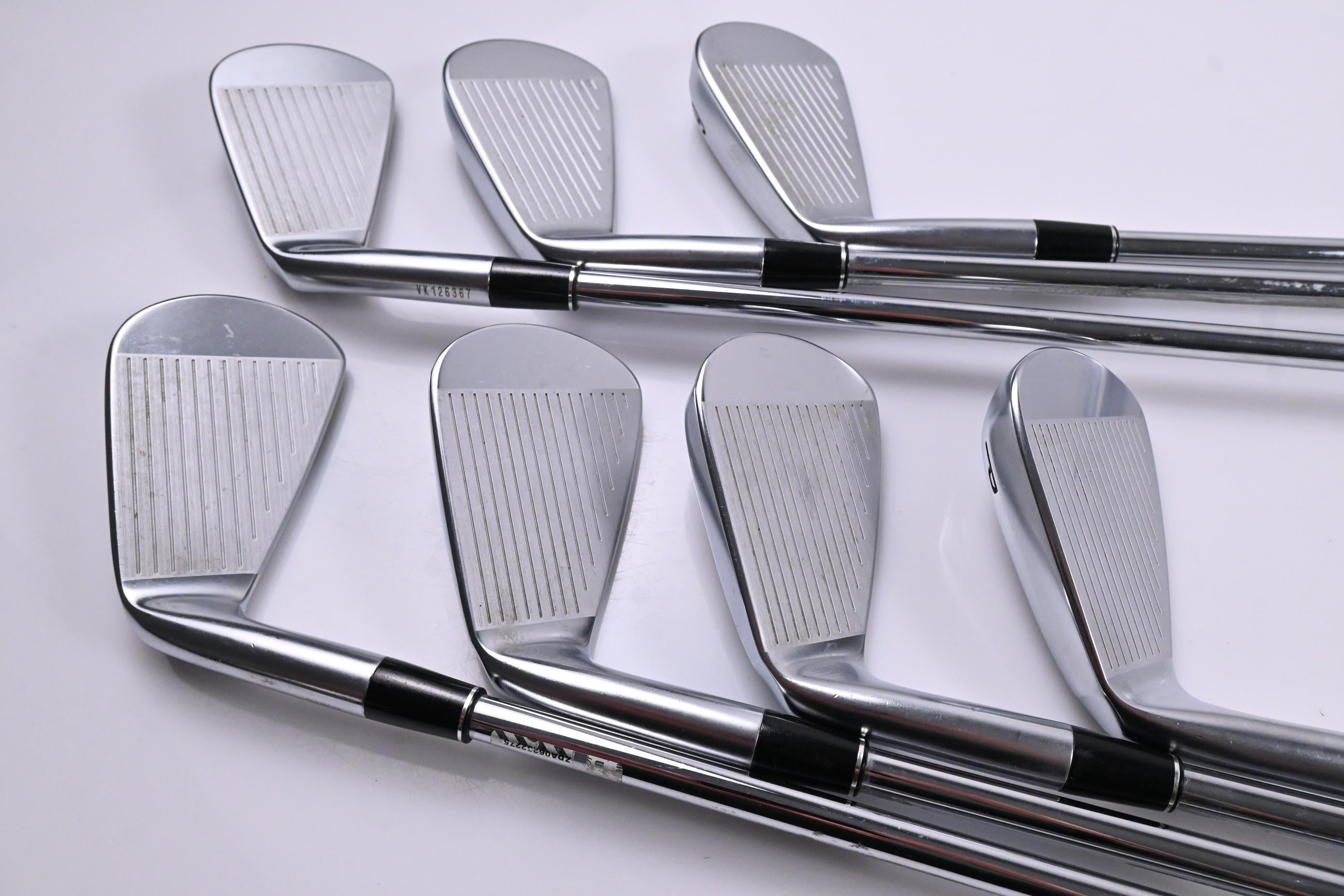 Srixon ZXi5 Irons / 4-PW / Regular Flex Dynamic Gold Mid 100 R300 Shafts