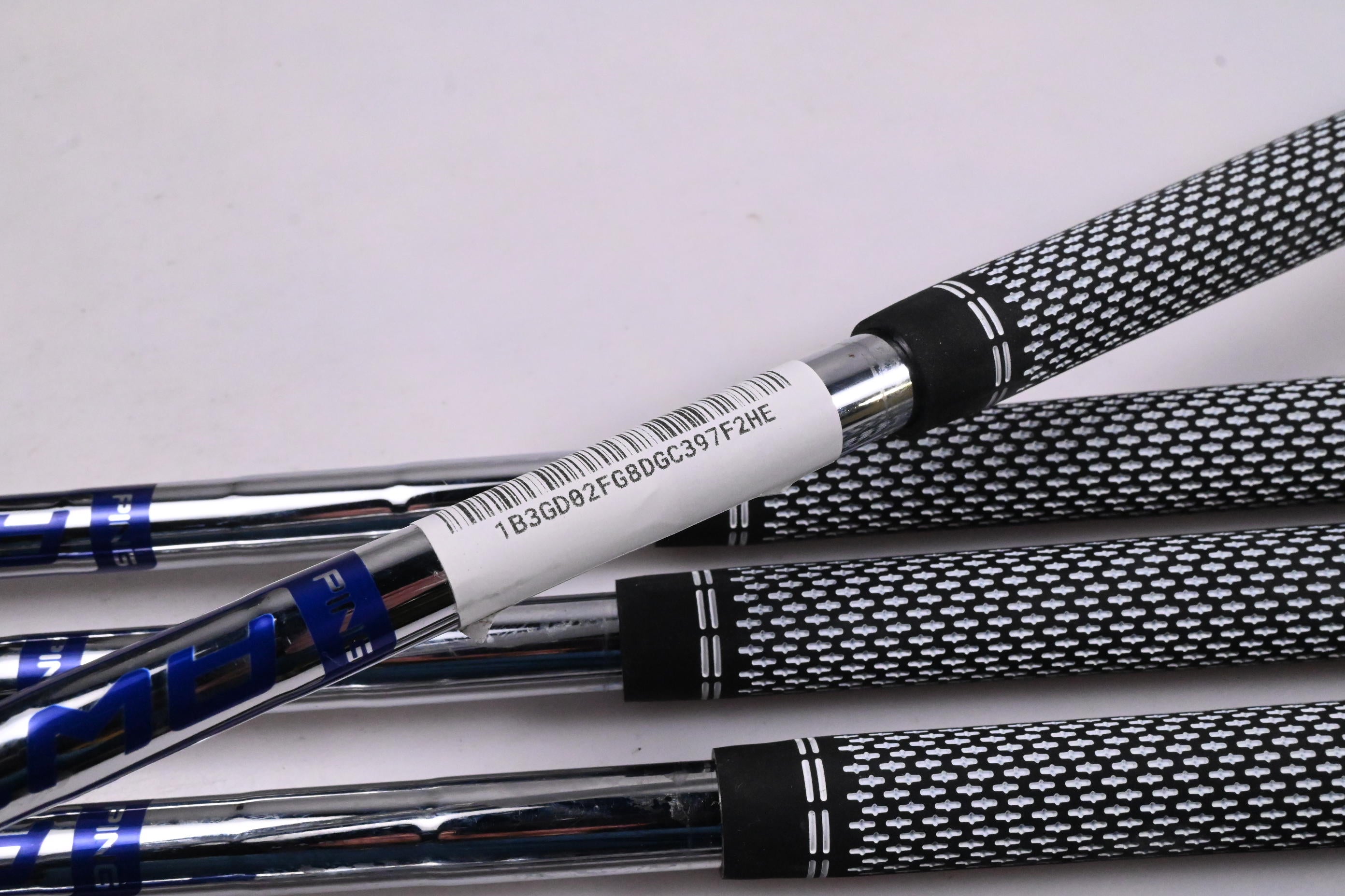 Ping G700 Irons / 7-PW+GW / Blue Dot / Regular Flex Ping AWT 2.0 Shafts