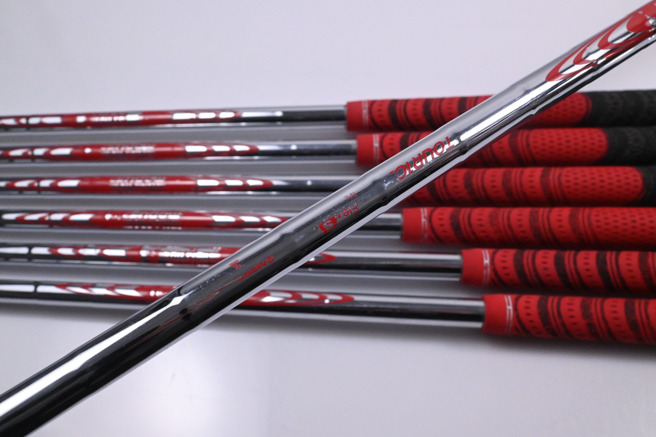 Callaway Apex MB 24 Irons / 4-PW / Stiff Flex N.S.Pro Modus³ Tour 105 Shafts