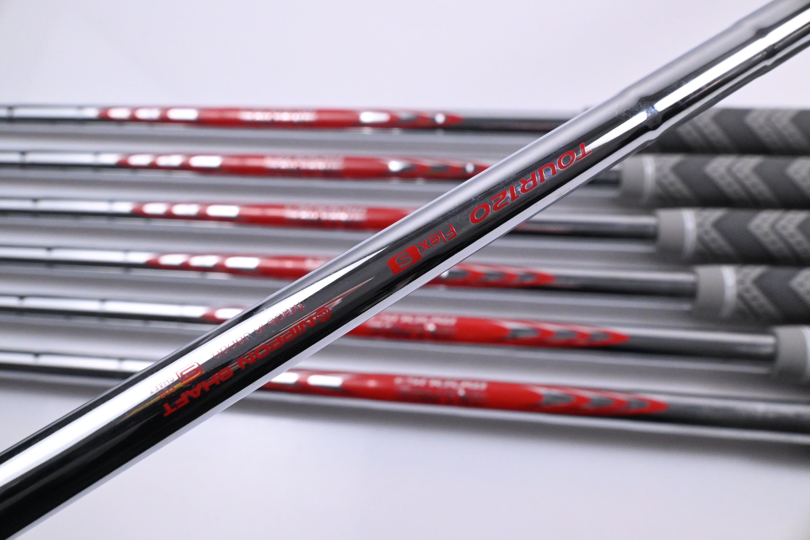 Srixon ZXi7 Irons / 4-PW / Stiff Flex N.S.Pro Modus3 Tour 120 Shafts