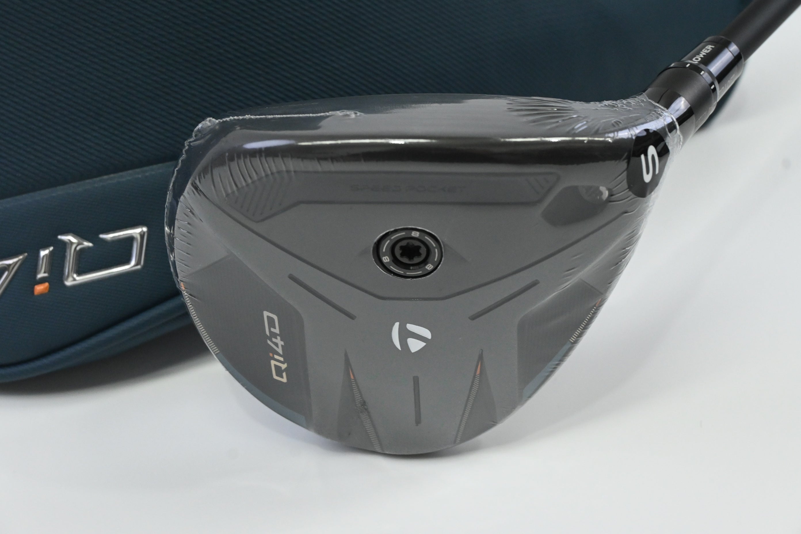 Taylormade Qi4D #5 Wood / 18 Degree / Stiff Flex Taylormade Reax White 65