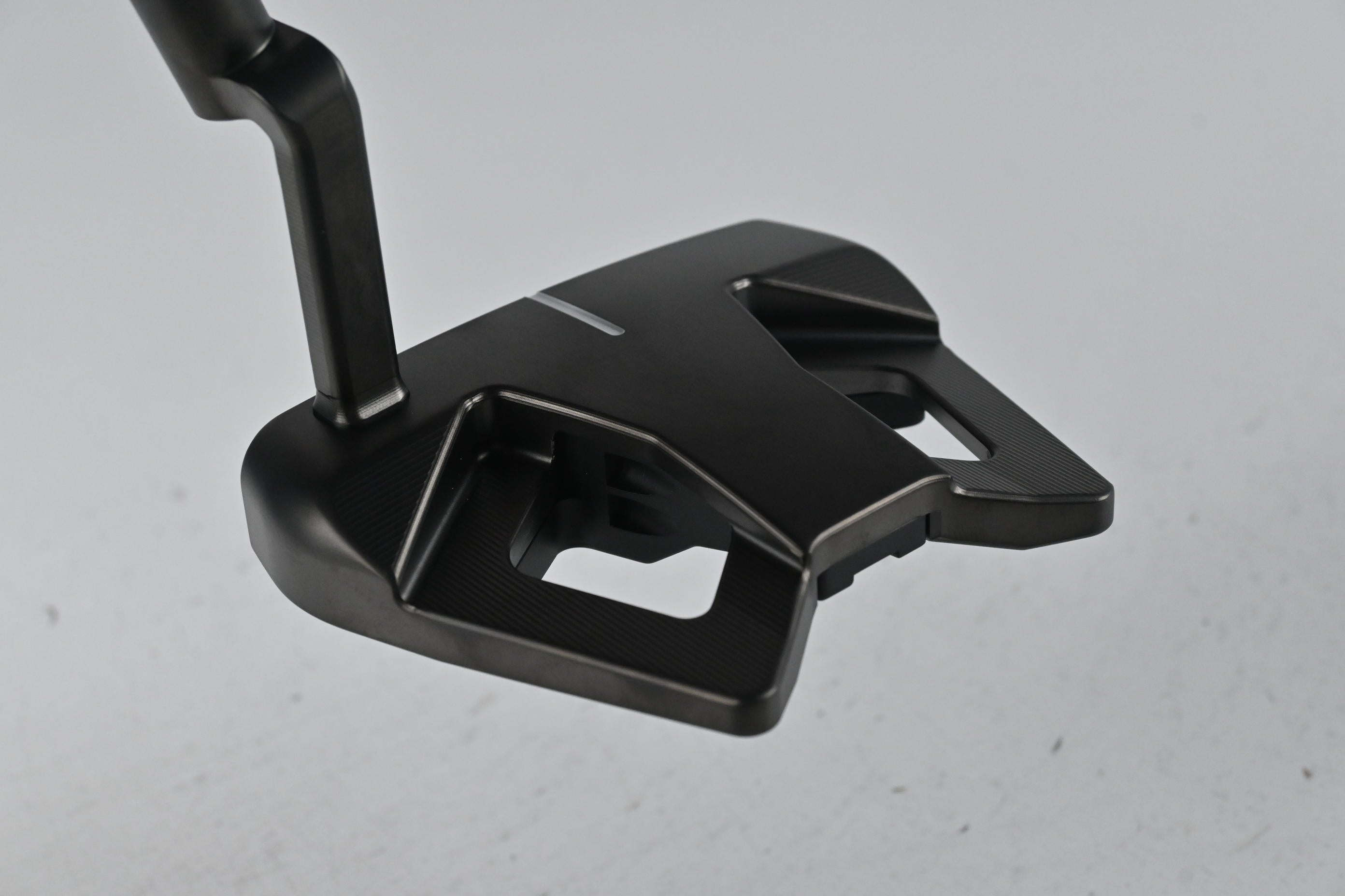 Scotty Cameron Triple Black Limited Release Phantom 9.5 Putter / 34 Inch