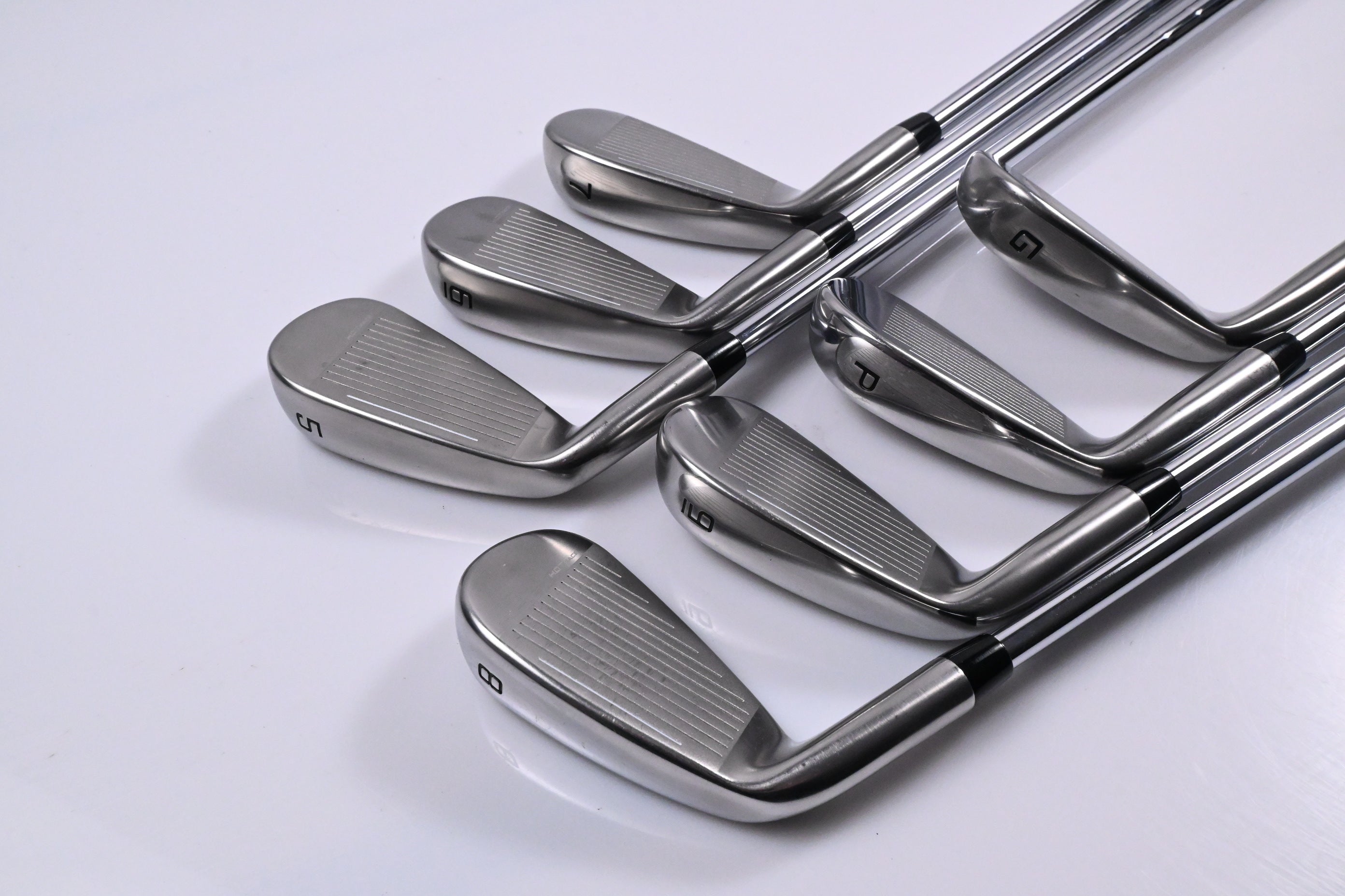Cobra DS-Adapt Irons / 5-PW+GW / Regular Flex KBS Tour Lite Shafts