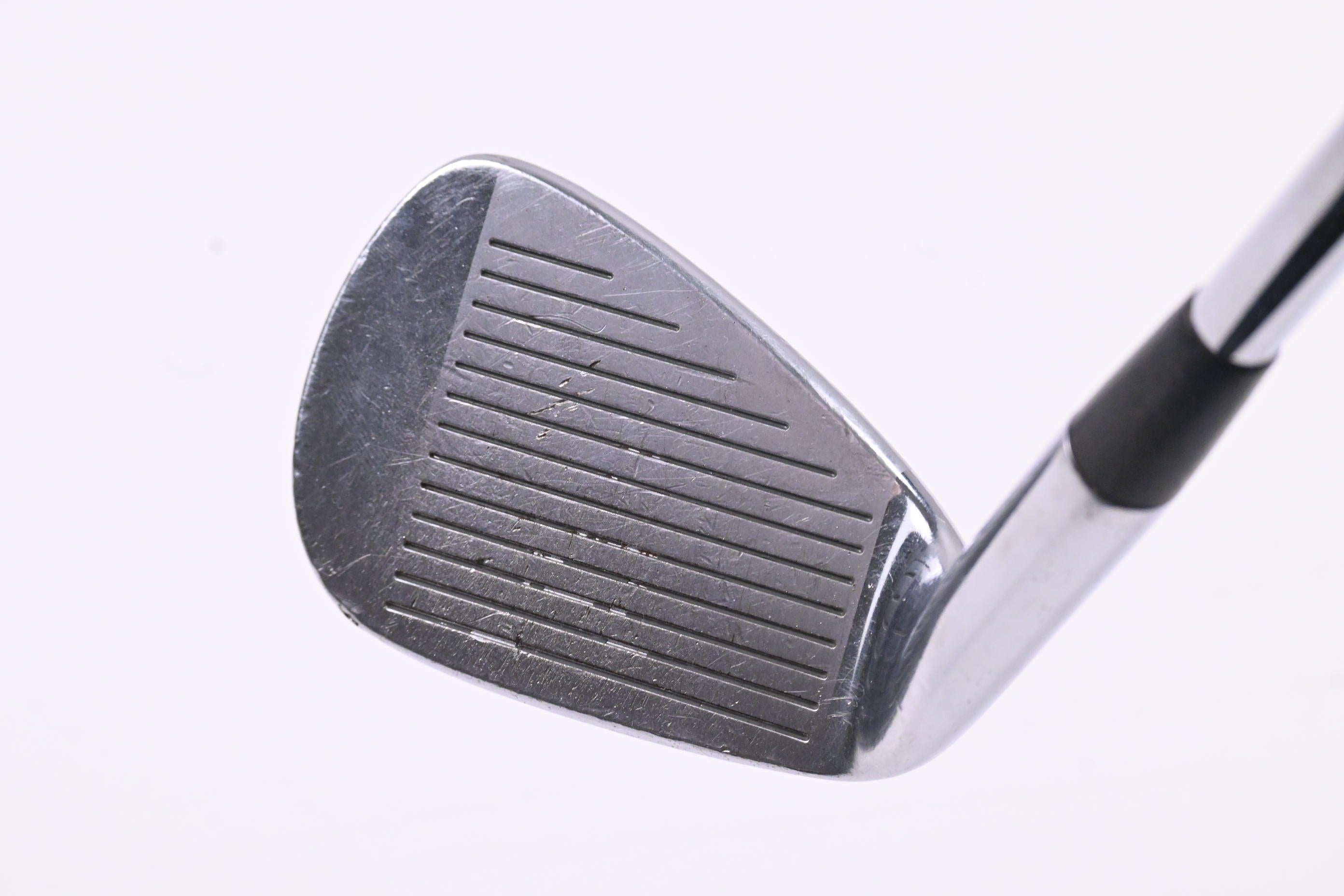 Mizuno MP-30 Pitching Wedge / 46 Degree / Stiff Flex Dynamic Gold S300