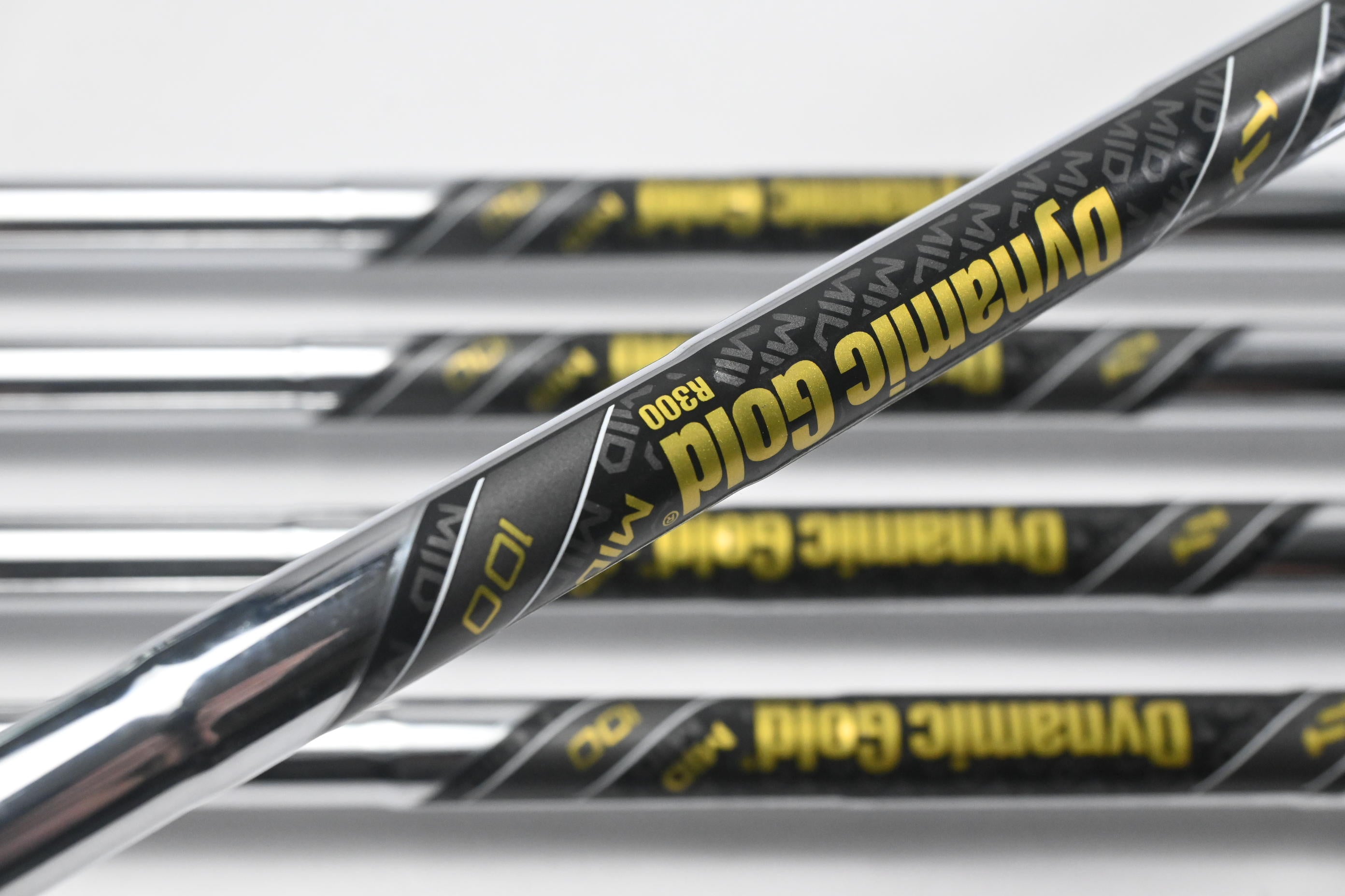 Srixon ZXi5 Irons / 6-PW / Regular Flex Dynamic Gold Mid100 R300 Shafts