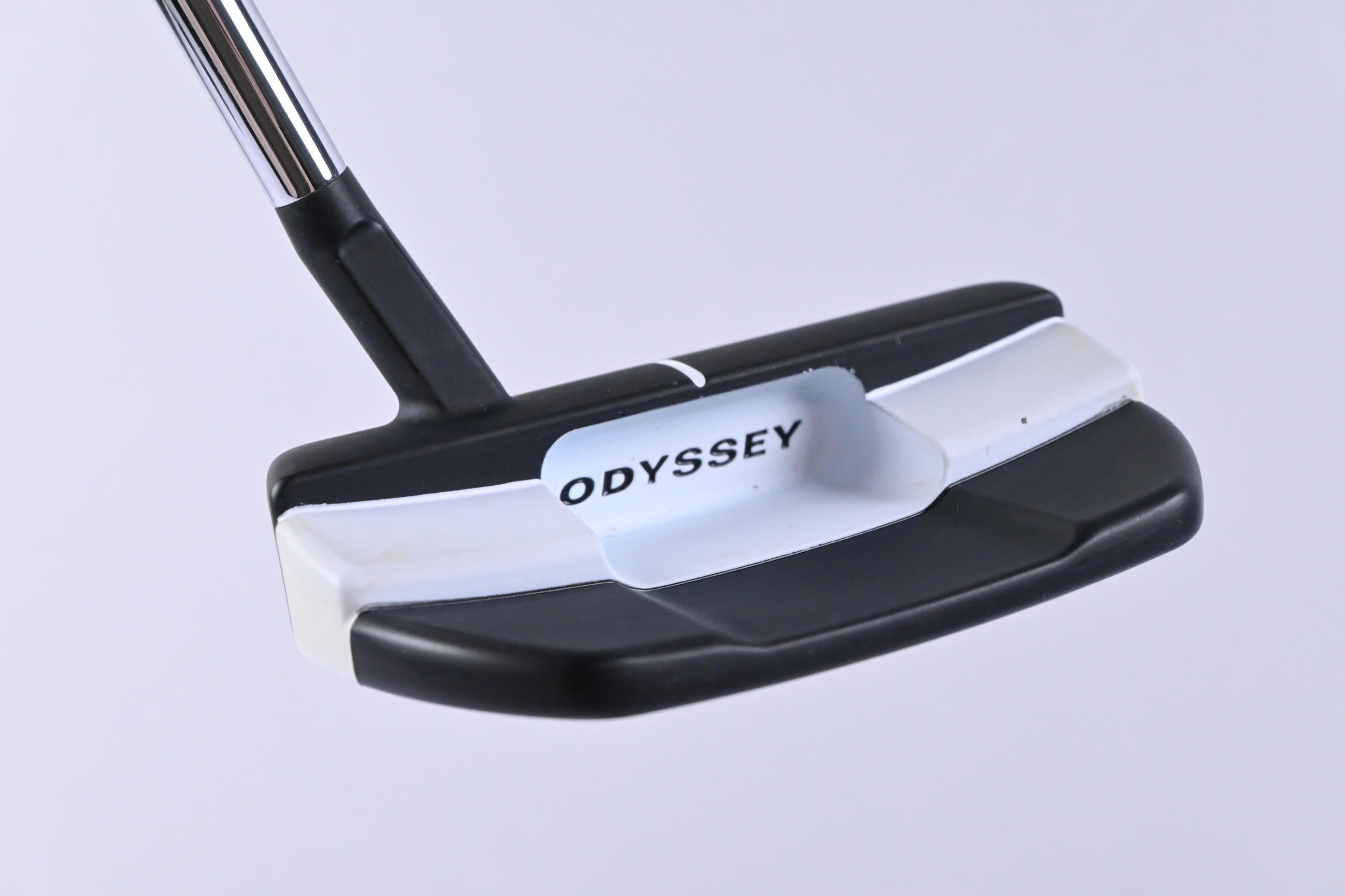 Odyssey White Hot Versa Three T Putter / 33 Inch