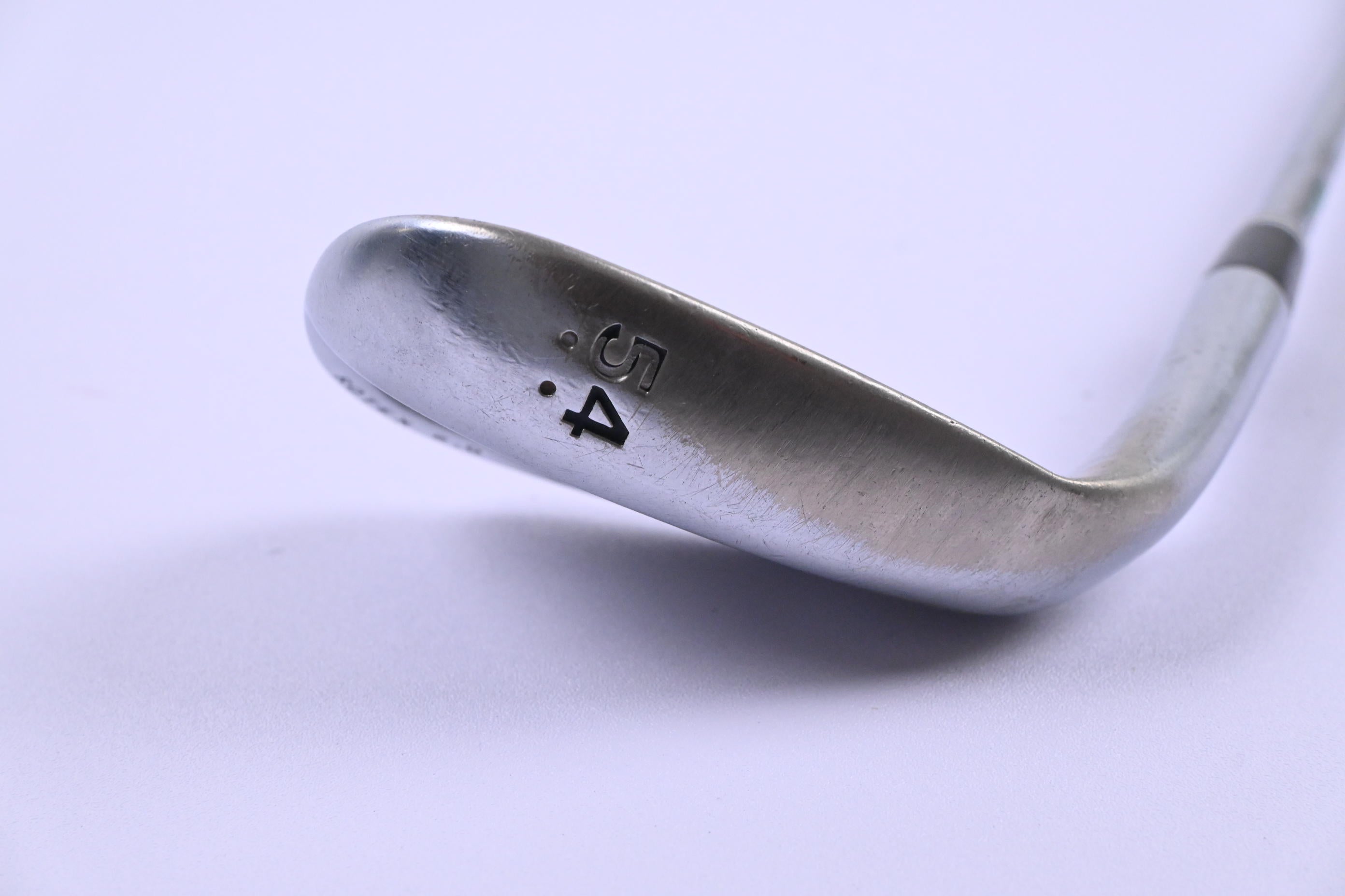Cleveland 588 RTX 2.0 Sand Wedge / 54 Degree / Wedge Flex Dynamic Gold Shaft