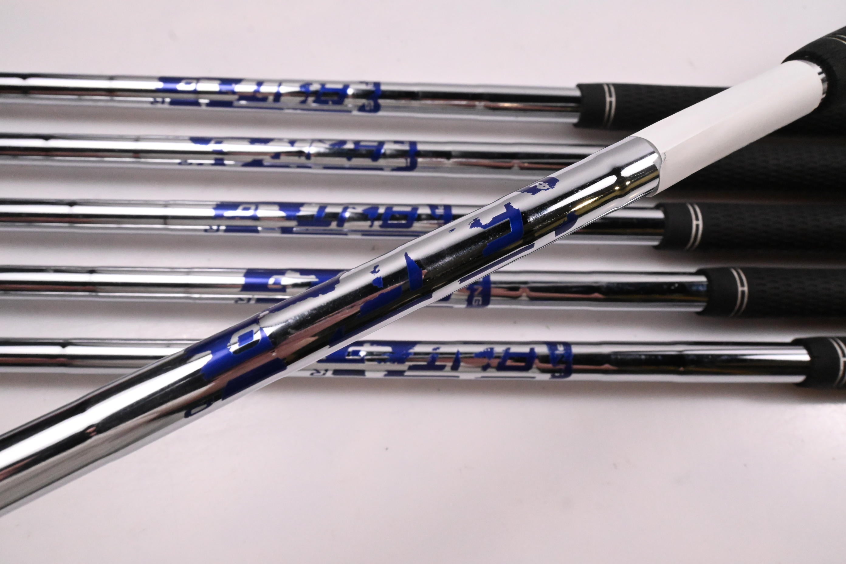 Ping G400 Irons / 5-PW / Green Dot / Regular Flex Ping AWT 2.0 Shafts