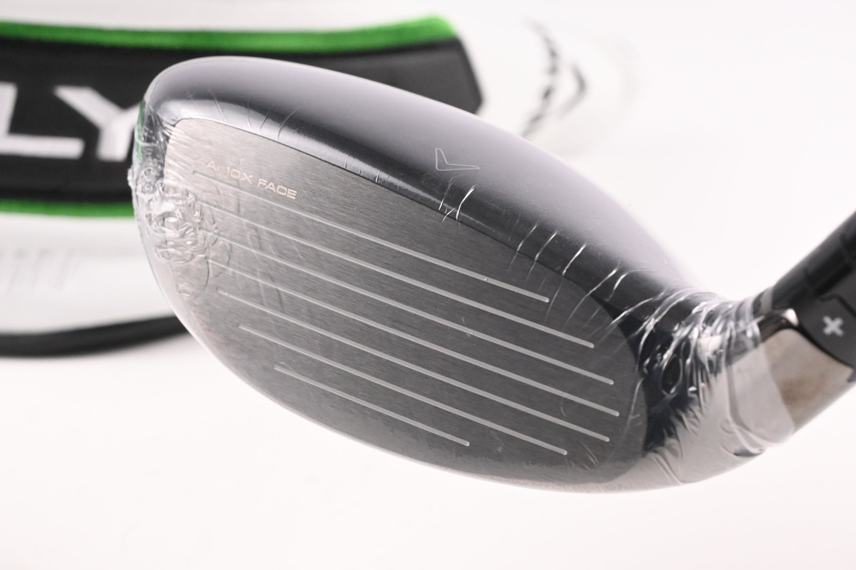 Callaway Elyte X #4 Hybrid / 21 Degree / Regular Flex Denali Charcoal 60 Shaft