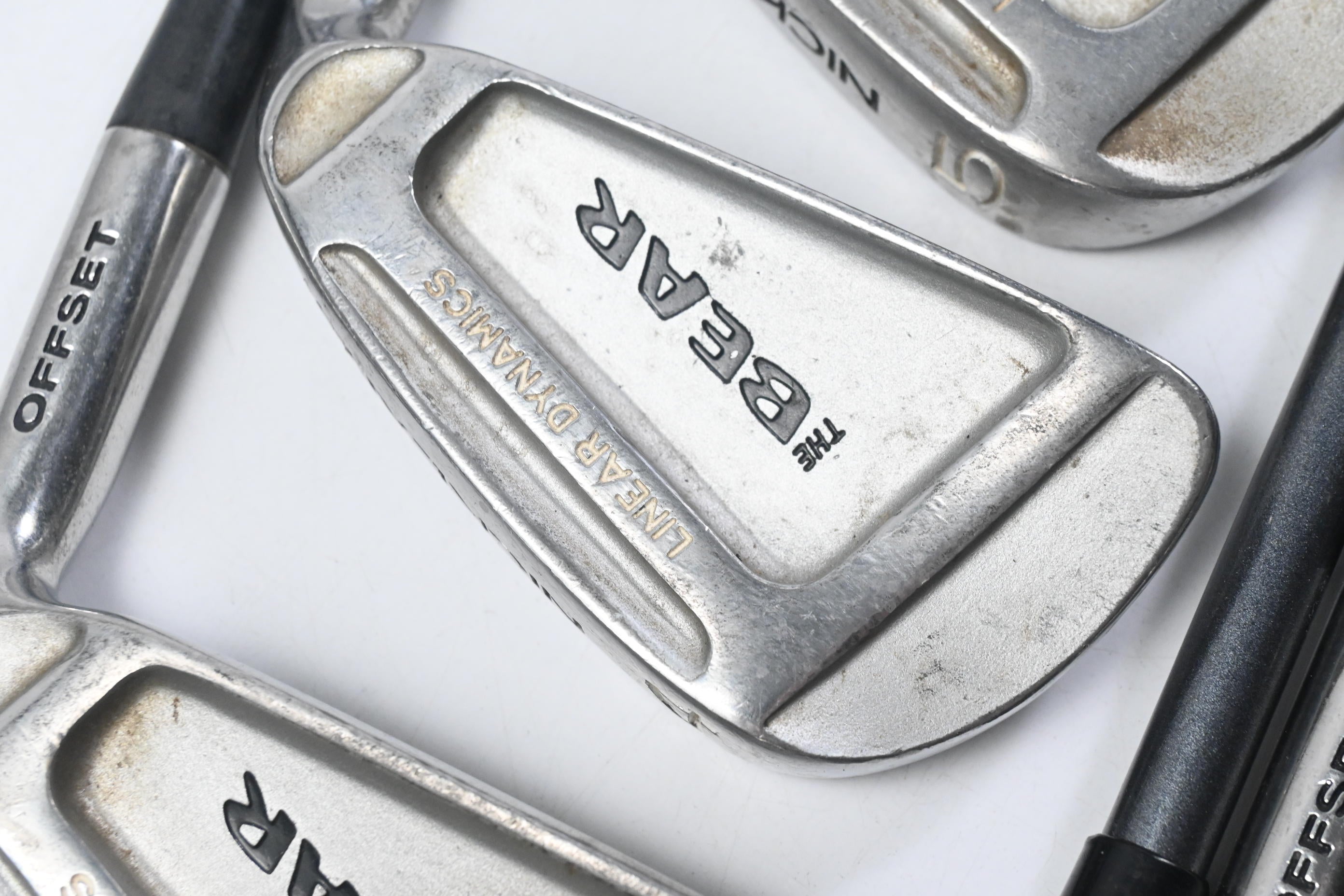 Nicklaus The Bear Irons / 3-PW+SW / Regular Flex Driveshaft 250 CPM Shafts