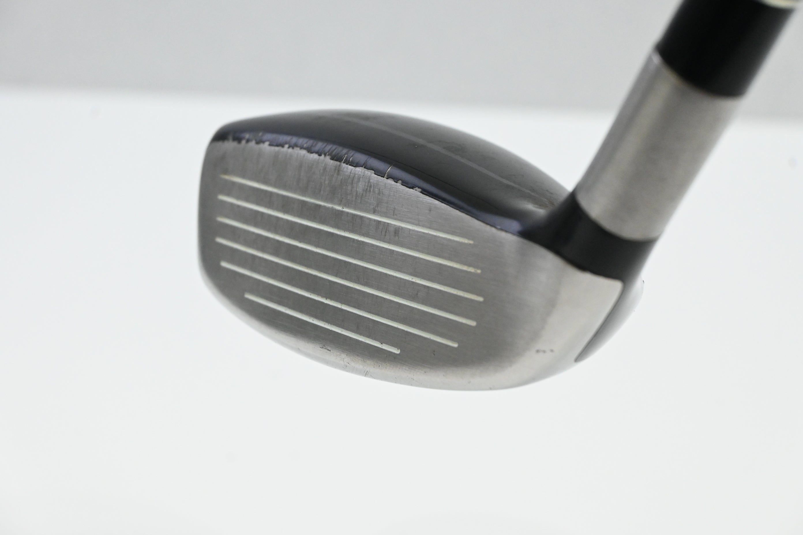 Taylormade Rescue 2009 #3 Hybrid / 19 Degree / Regular Flex Aldila Reax 65 Shaft