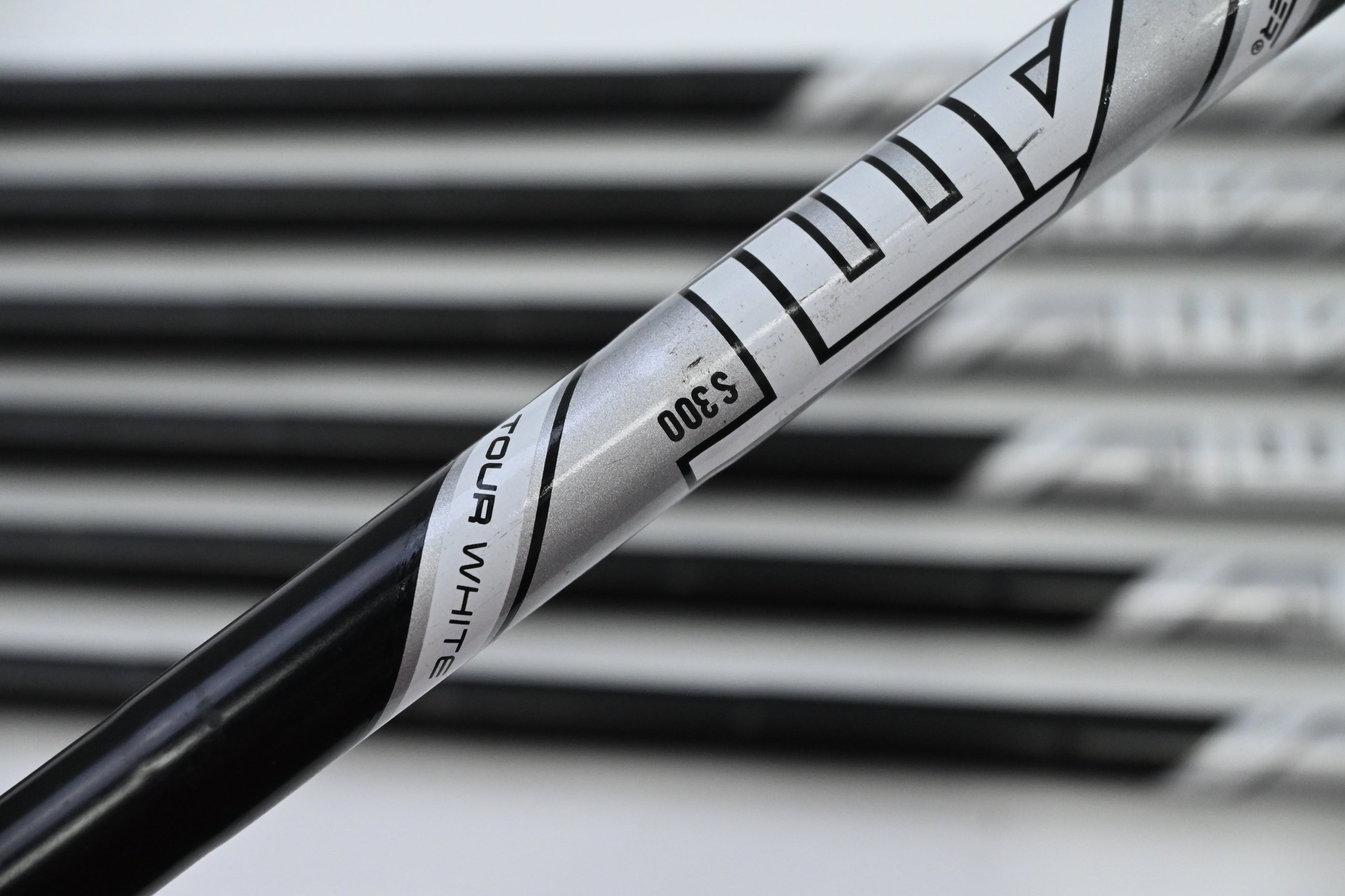 Cobra King Forged CB/MB 2019 Black Irons / 4-PW / Stiff Flex AMT White S300