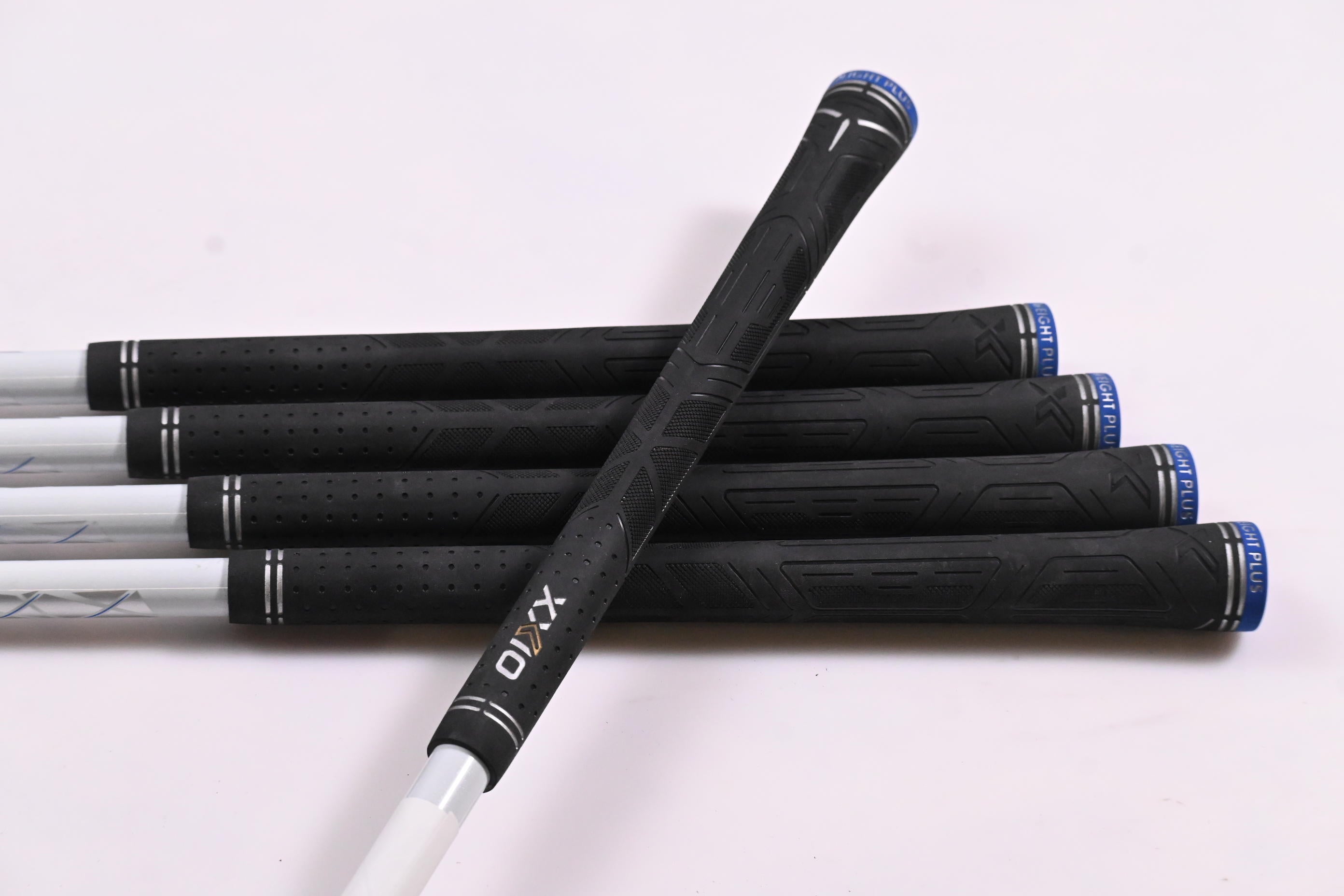 XXIO 12 Irons / 6-PW / Stiff/Regular Flex XXIO MP 1200 49 Shafts