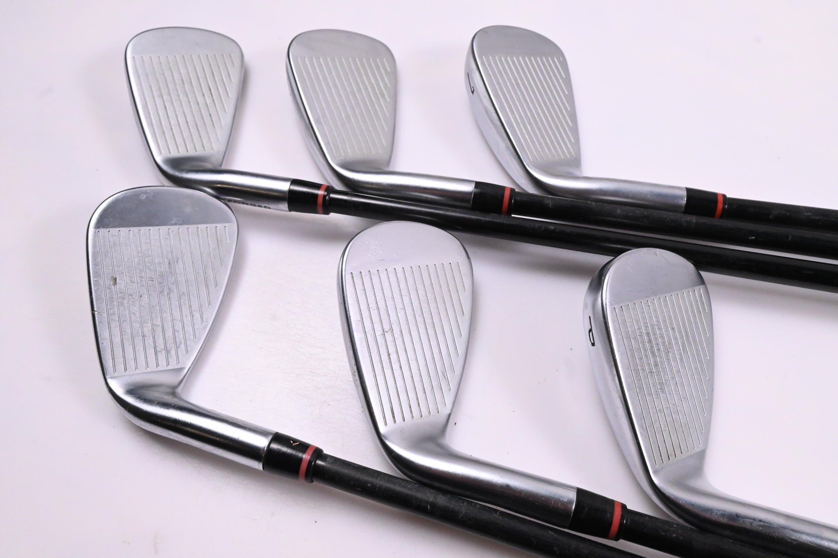 Callaway Apex 21 Irons / 5-PW / Regular Flex Fujikura Atmos Red 7 Shafts