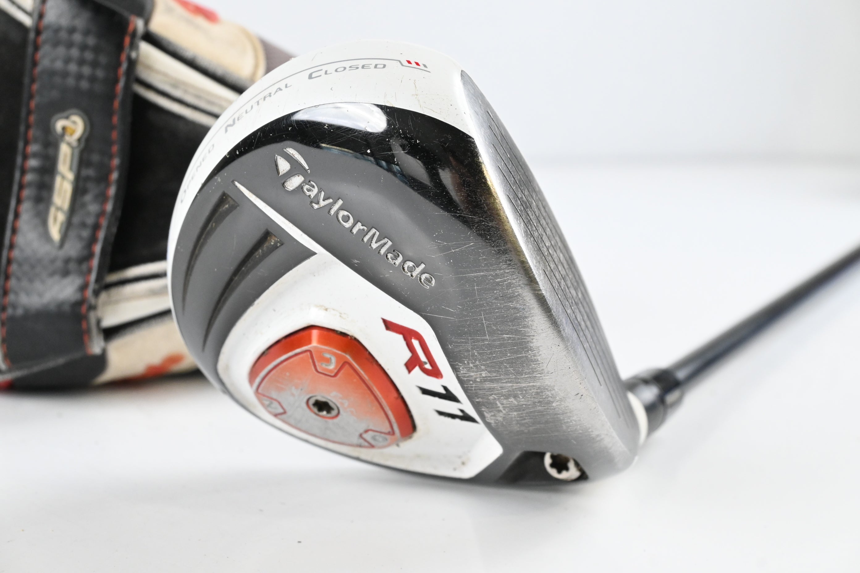Taylormade R11 #3 Wood / 15.5 Degree / Regular Flex Fujikura Blur 70 Shaft