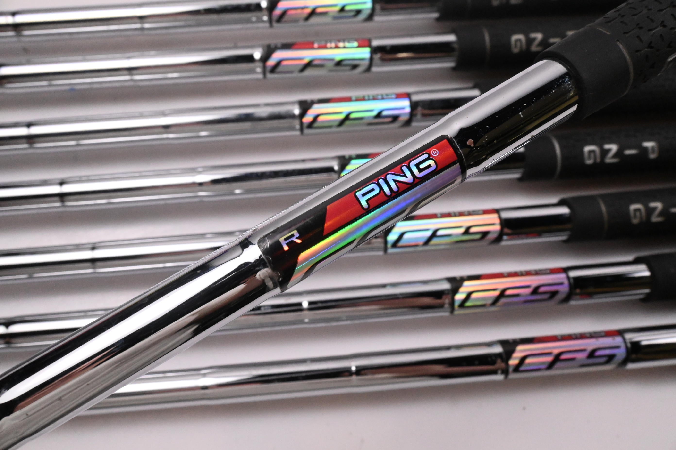 Ping G25 Irons / 4-PW+SW / Silver Dot / Regular Flex Ping CFS Shafts