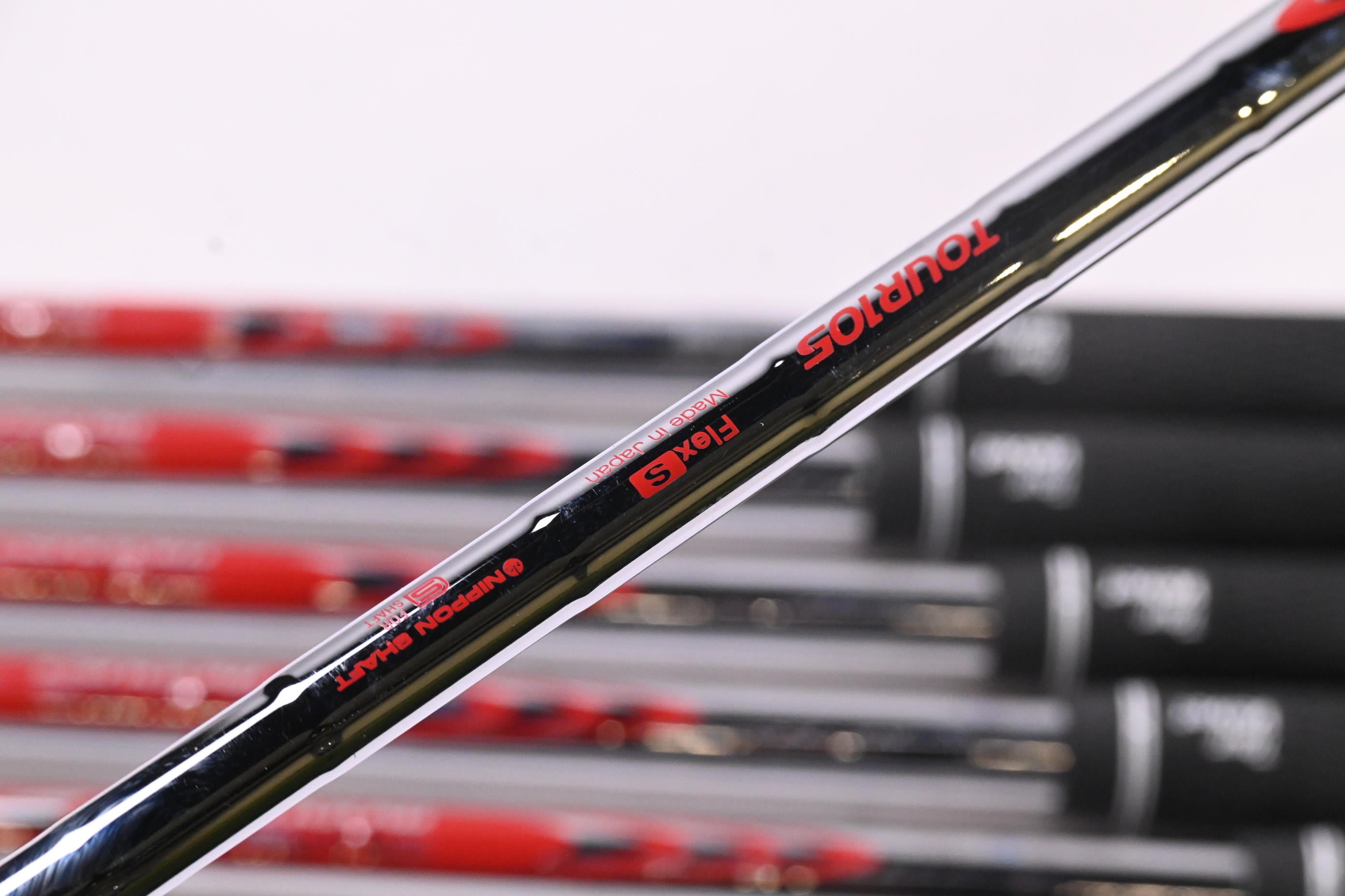 Taylormade P790 2025 Irons / 5-PW / Stiff Flex NS Pro Modus 3 Tour 105 Shafts