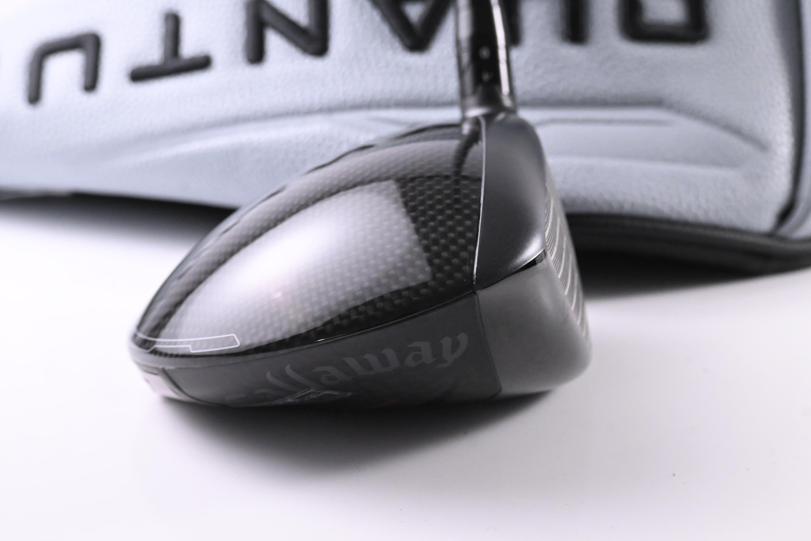 Callaway Quantum Triple Diamond Driver / 9 Degree / Regular Flex Vanquish 4 Shaft