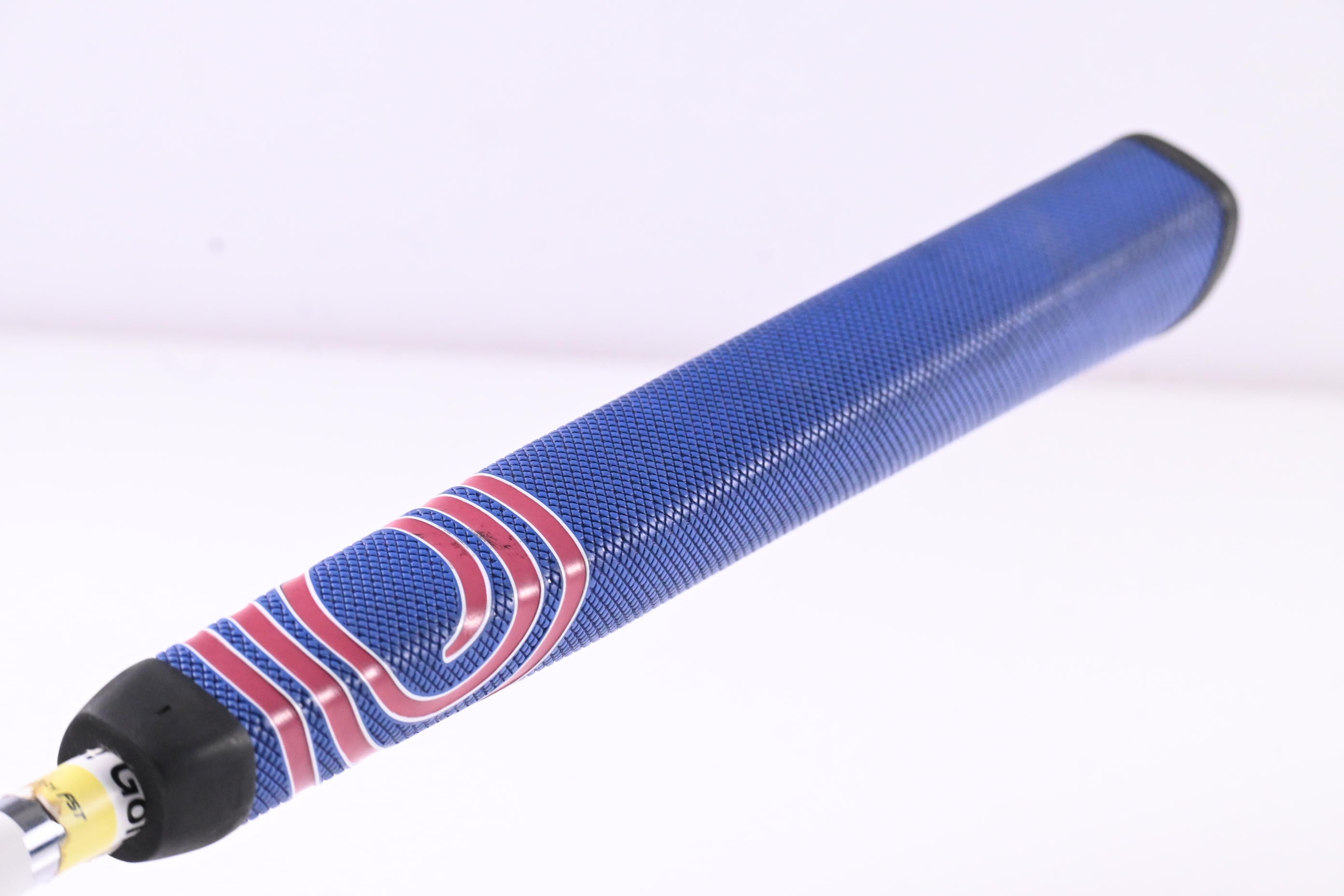 Yes! MOI Series Mollie Putter / 32.5 Inch