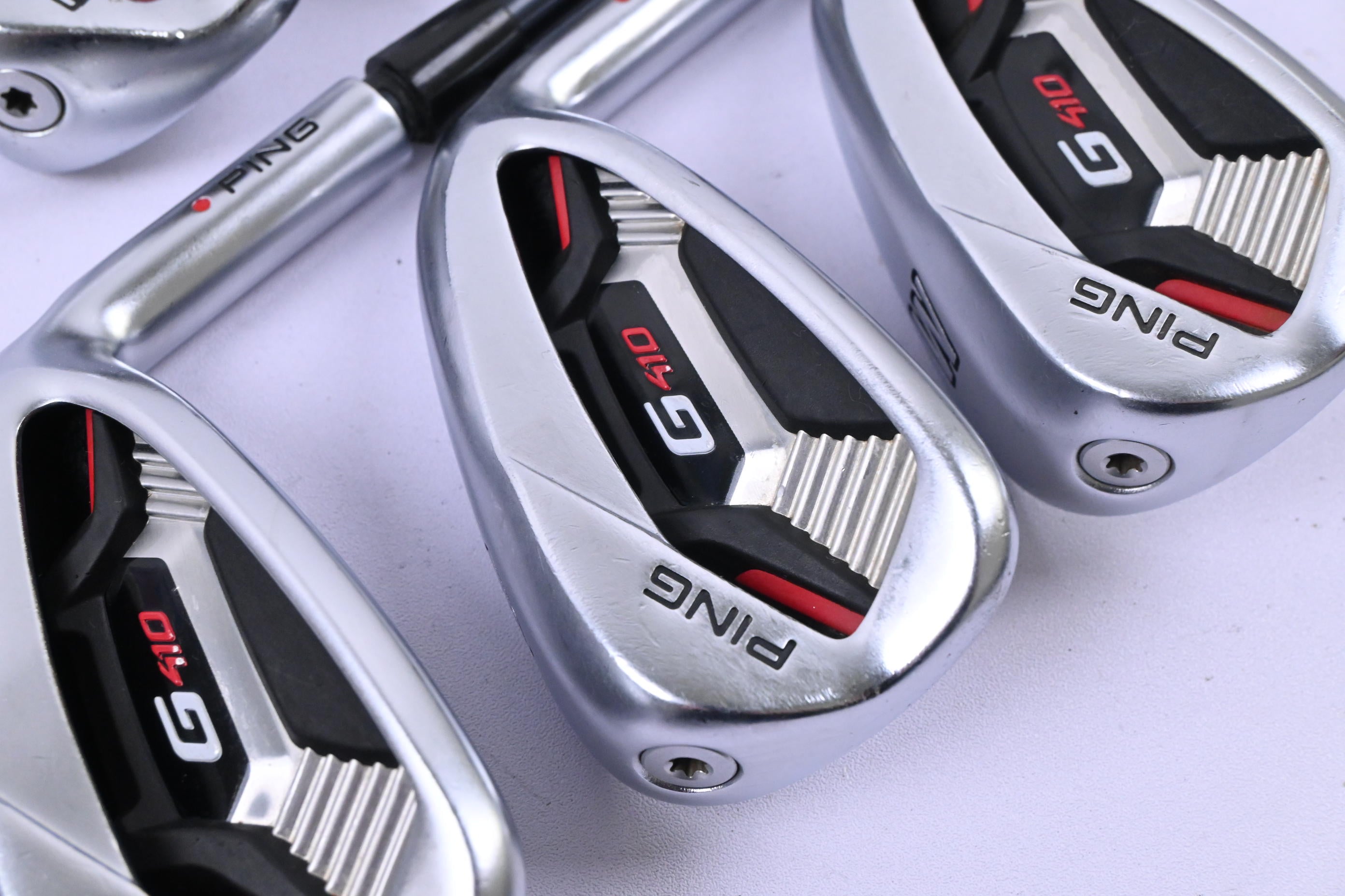 Ping G410 Irons / 6-PW / Red Dot / Regular Flex Ping Alta CB Red AWT Shafts