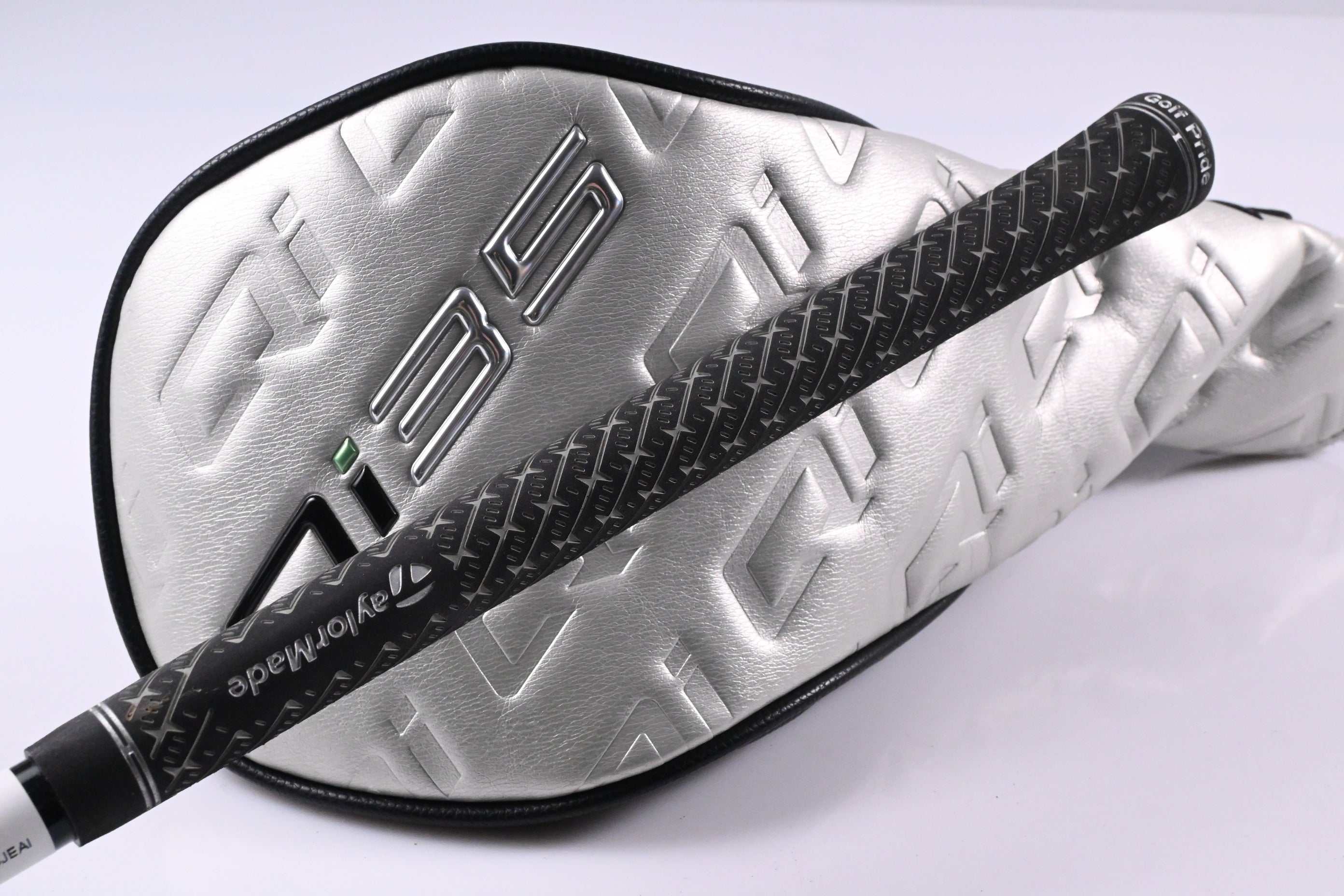 Left Hand Taylormade Qi35 Max Driver / 10.5 Degree / Regular Flex Speeder NX TCS