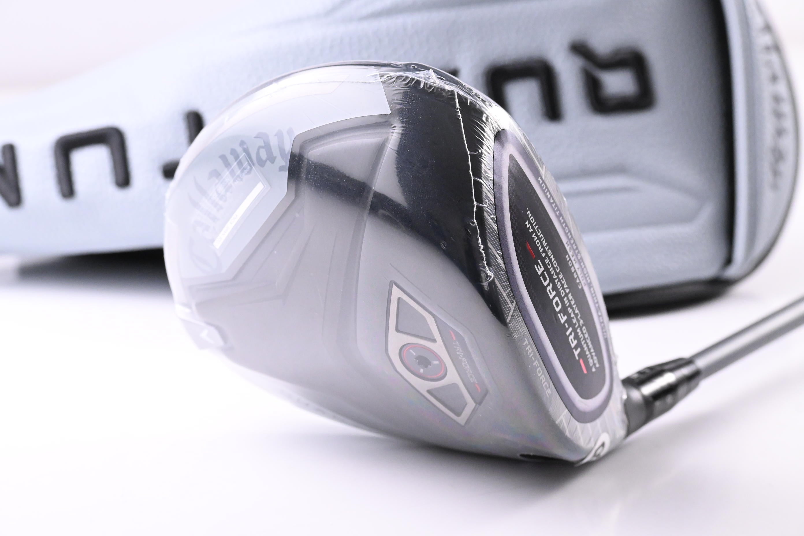 Callaway Quantum Max Driver / 10.5 Degree / Regular Flex Denali Frost Silver 50